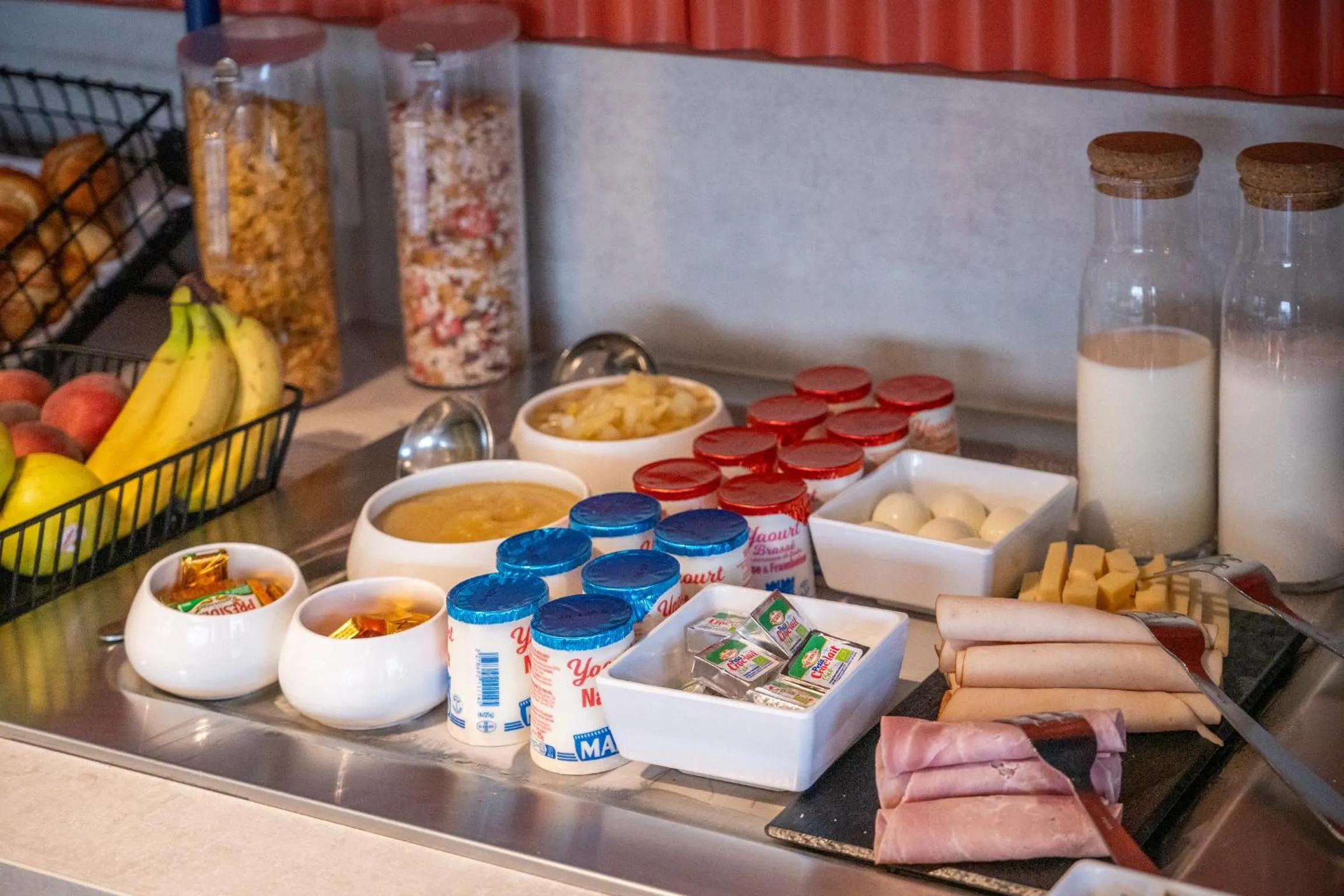 Continental breakfast in ibis budget Le Cannet des Maures