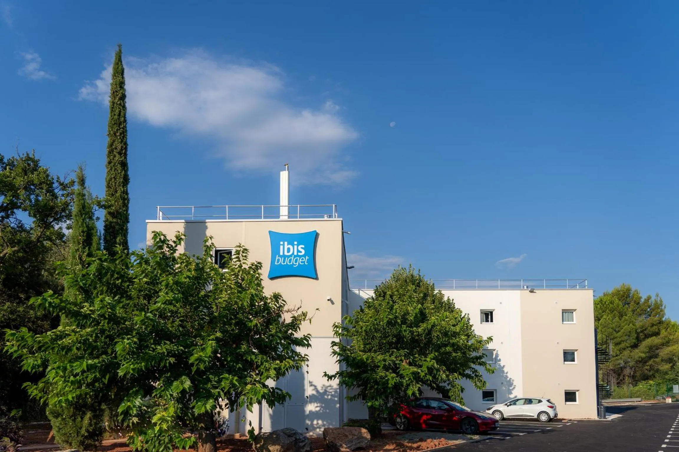 Property building in ibis budget Le Cannet des Maures