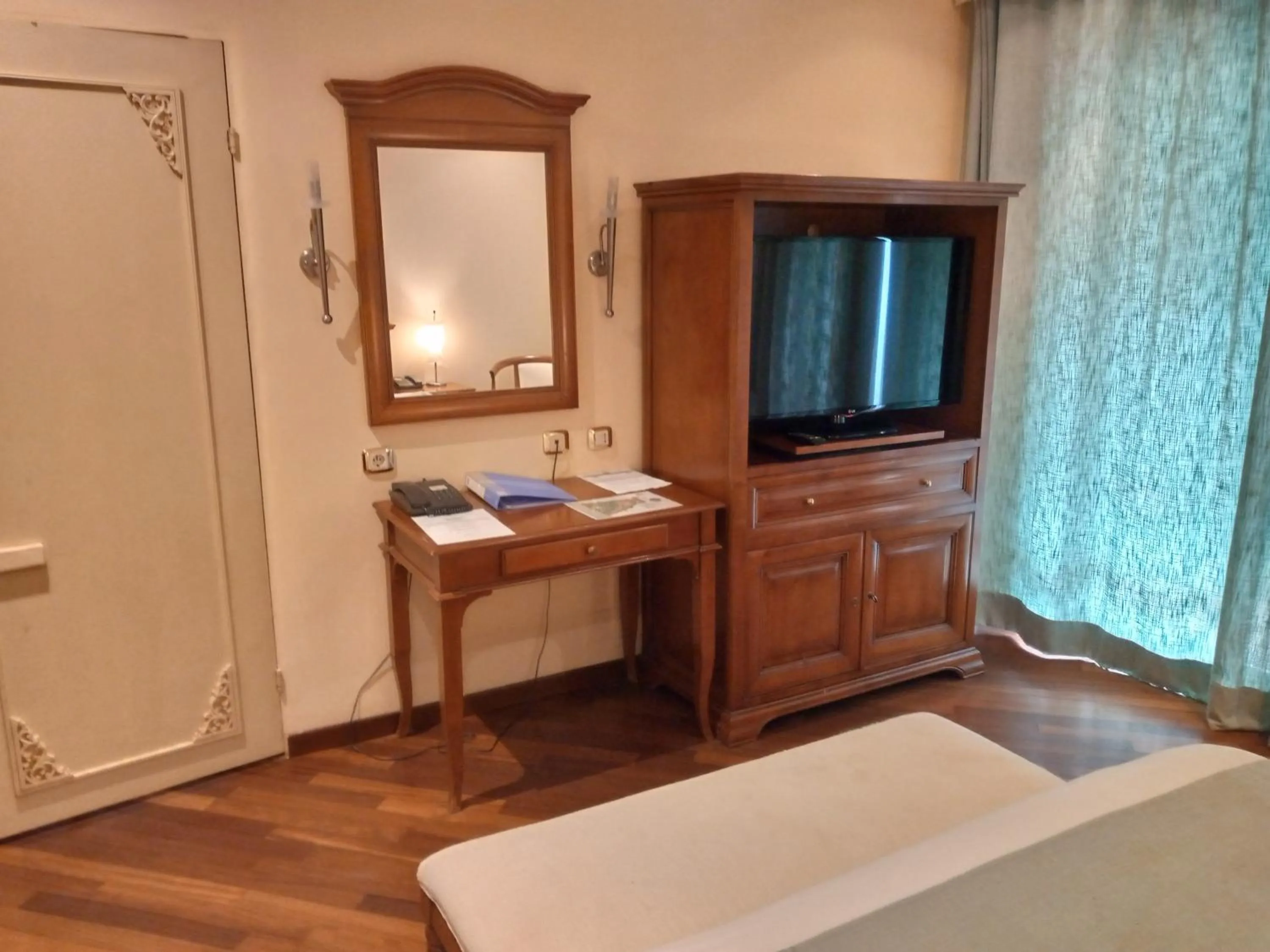 The Kairaba Beach Hotel