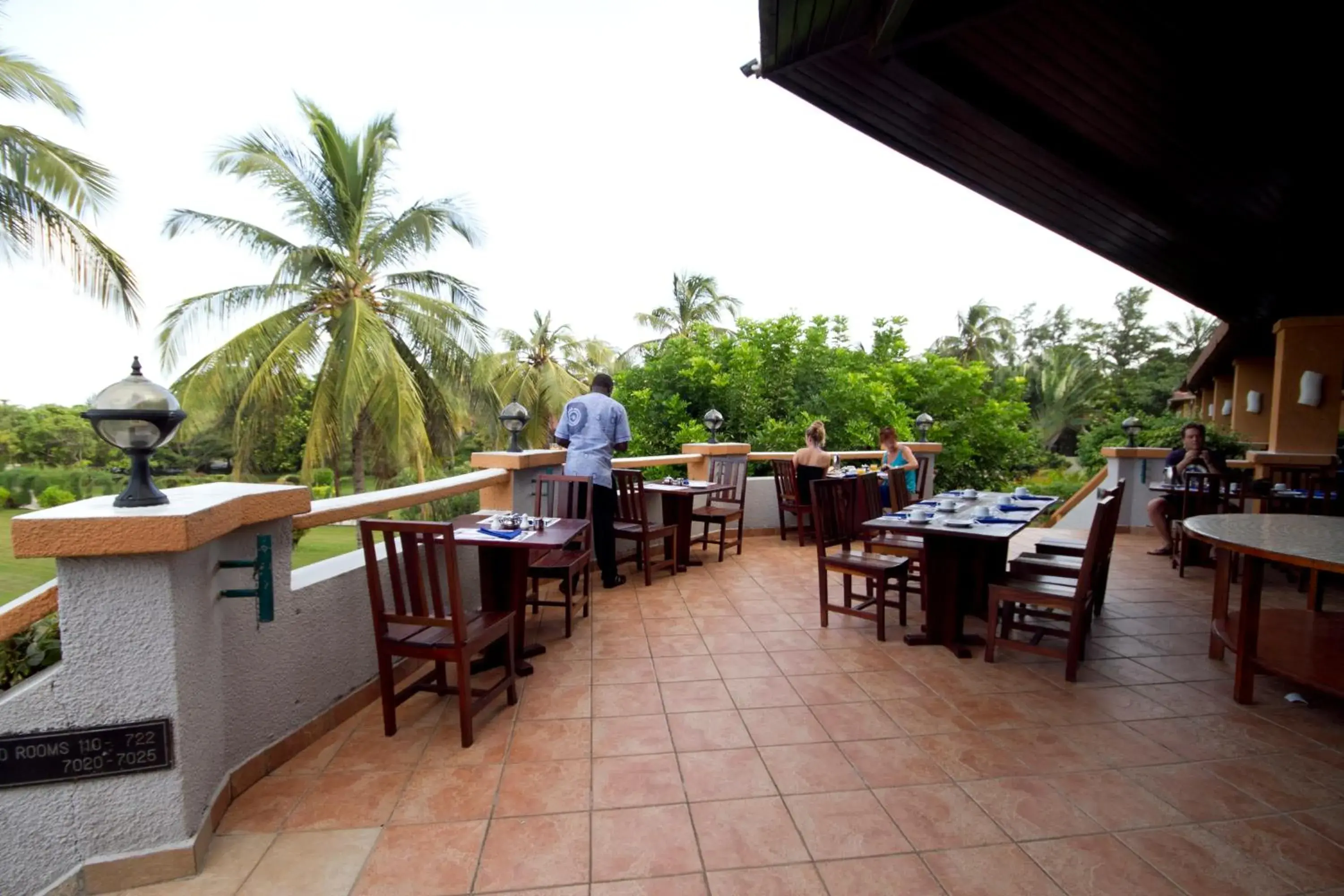 Restaurant/places to eat in The Kairaba Beach Hotel Restaurant/places to eat in The Kairaba Beach Hotel