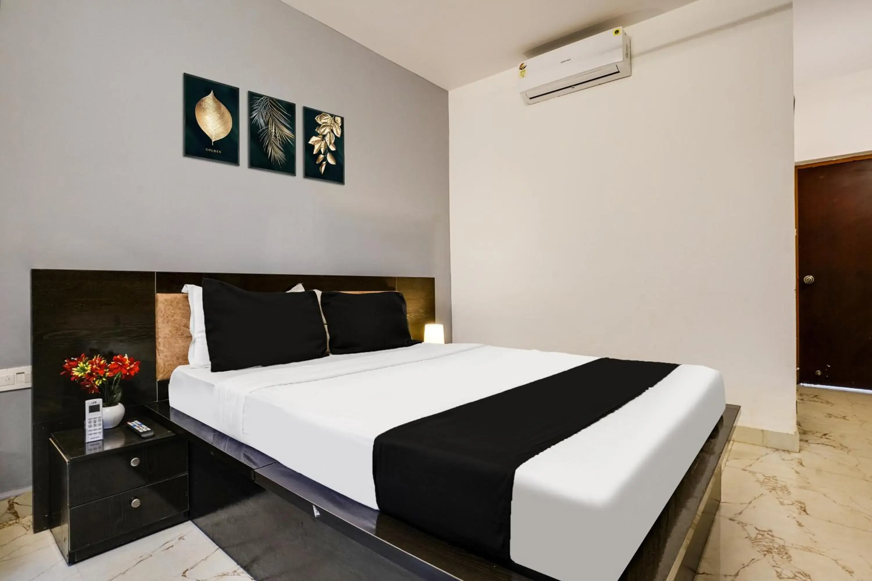 Bedroom, Bed in Super Collection O Morjim Bedroom, Bed in Super Collection O Morjim