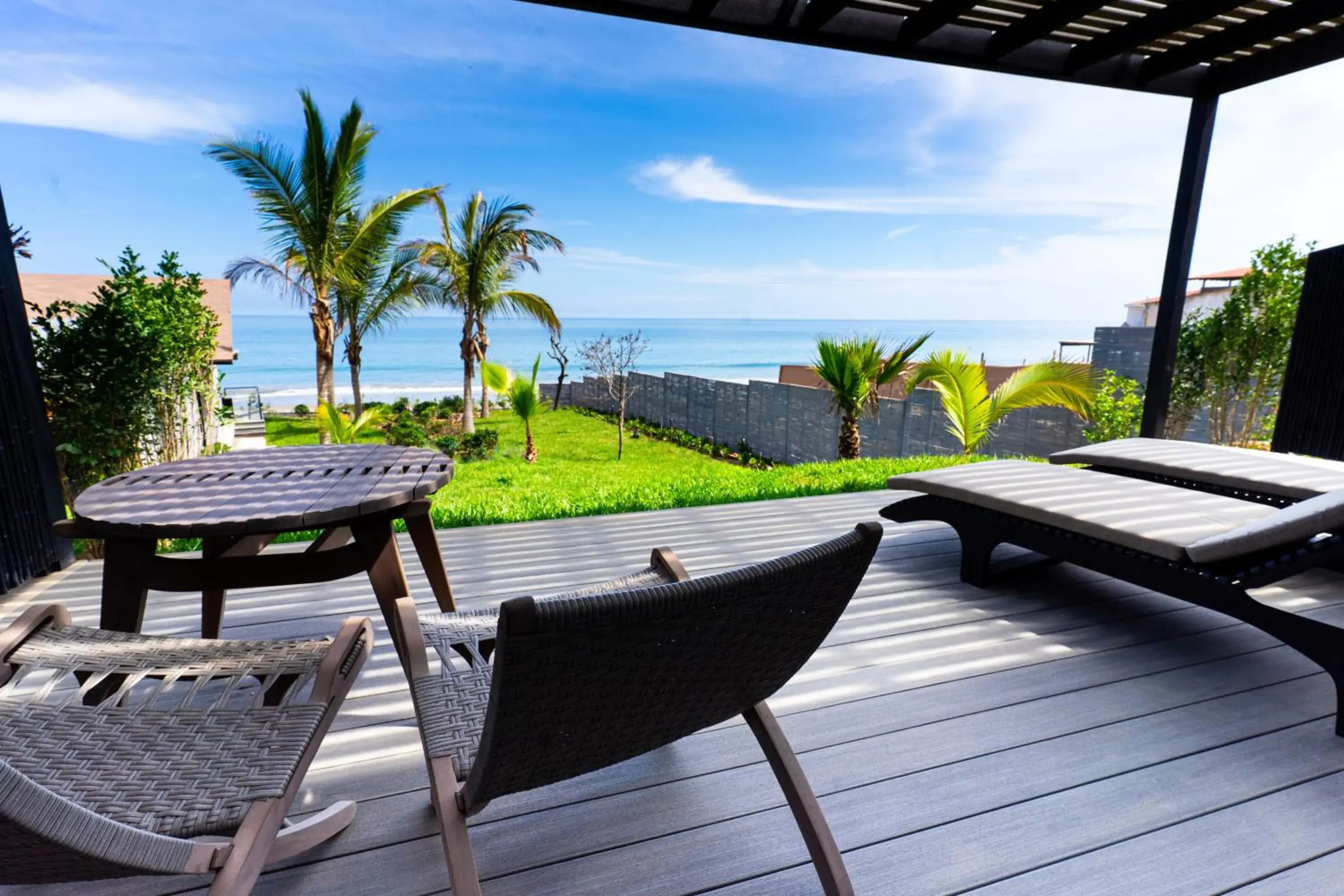 Deluxe Double Room with Side Sea View in Arennas Mancora Deluxe Double Room with Side Sea View in Arennas Mancora