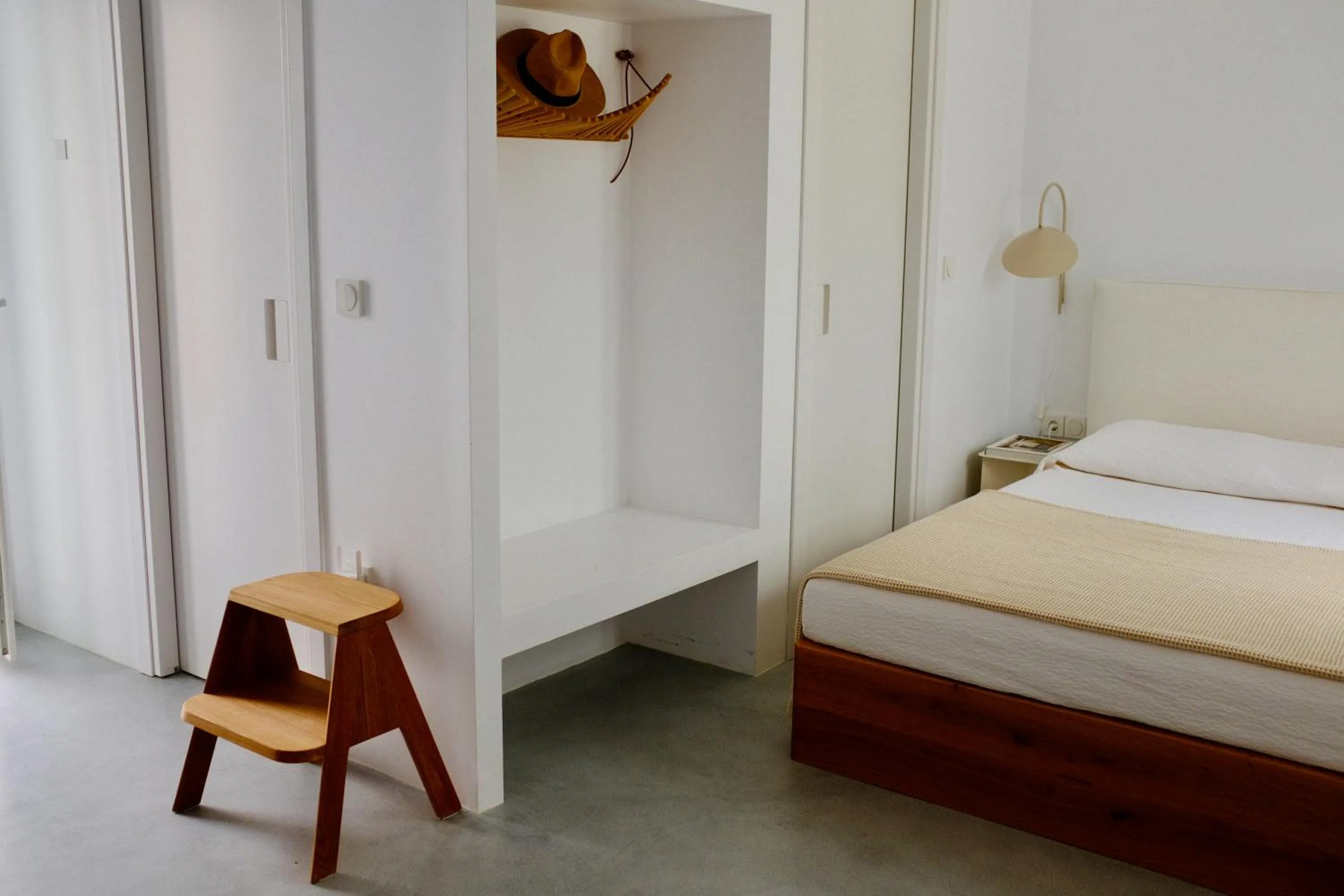 Photo of the whole room, Bed in MILORA SuNSET