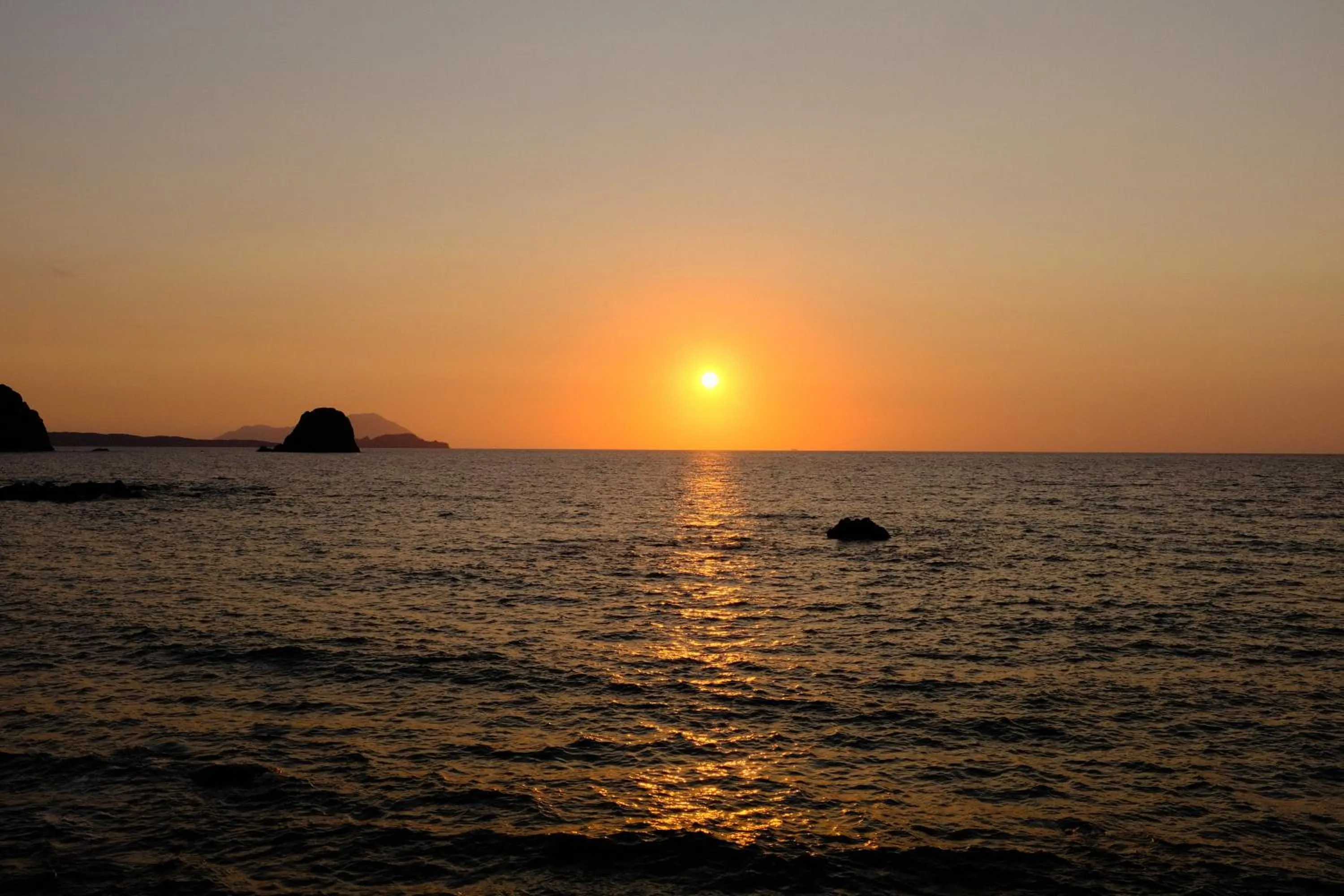 Natural landscape in MILORA SuNSET