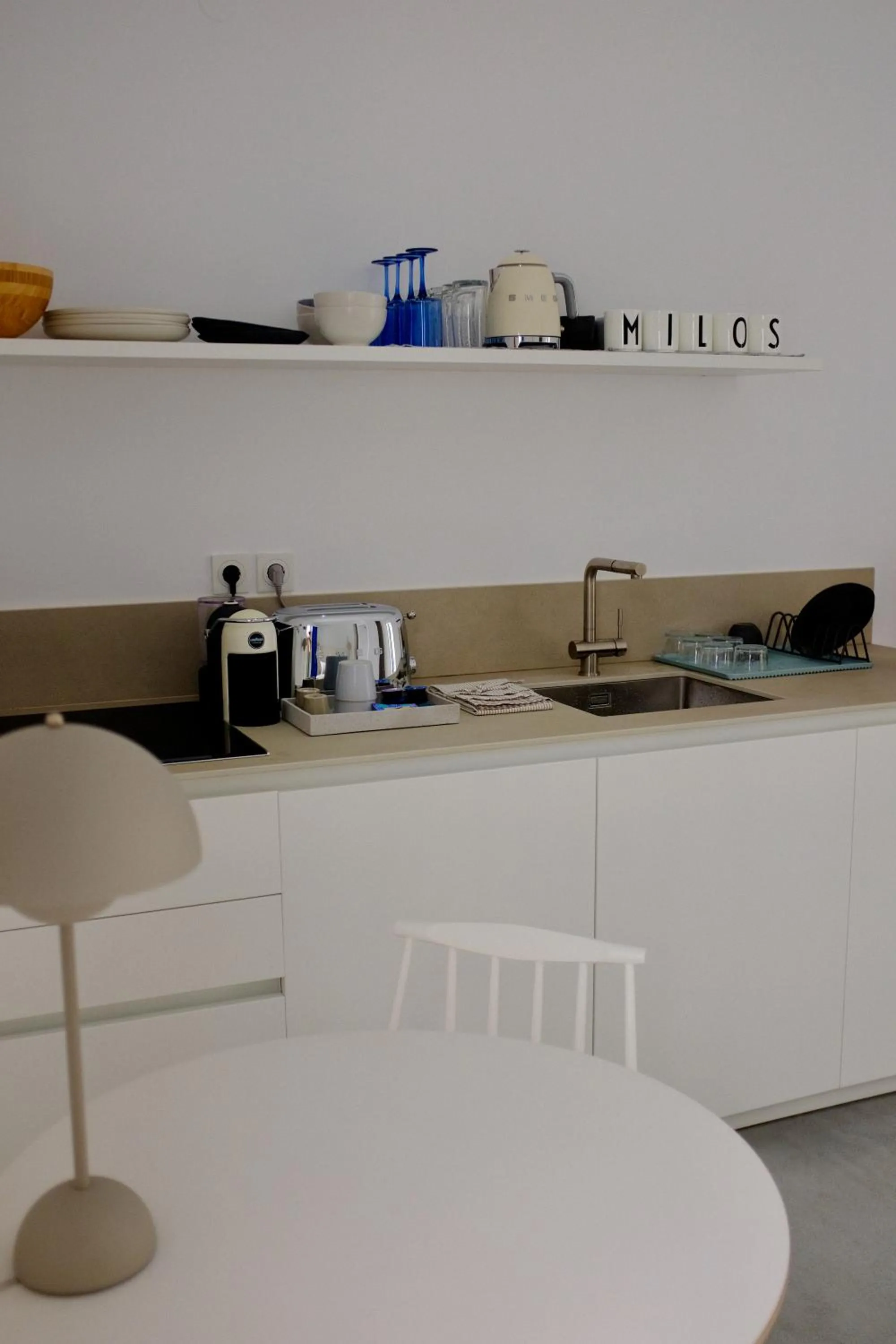 Coffee/tea facilities in MILORA SuNSET