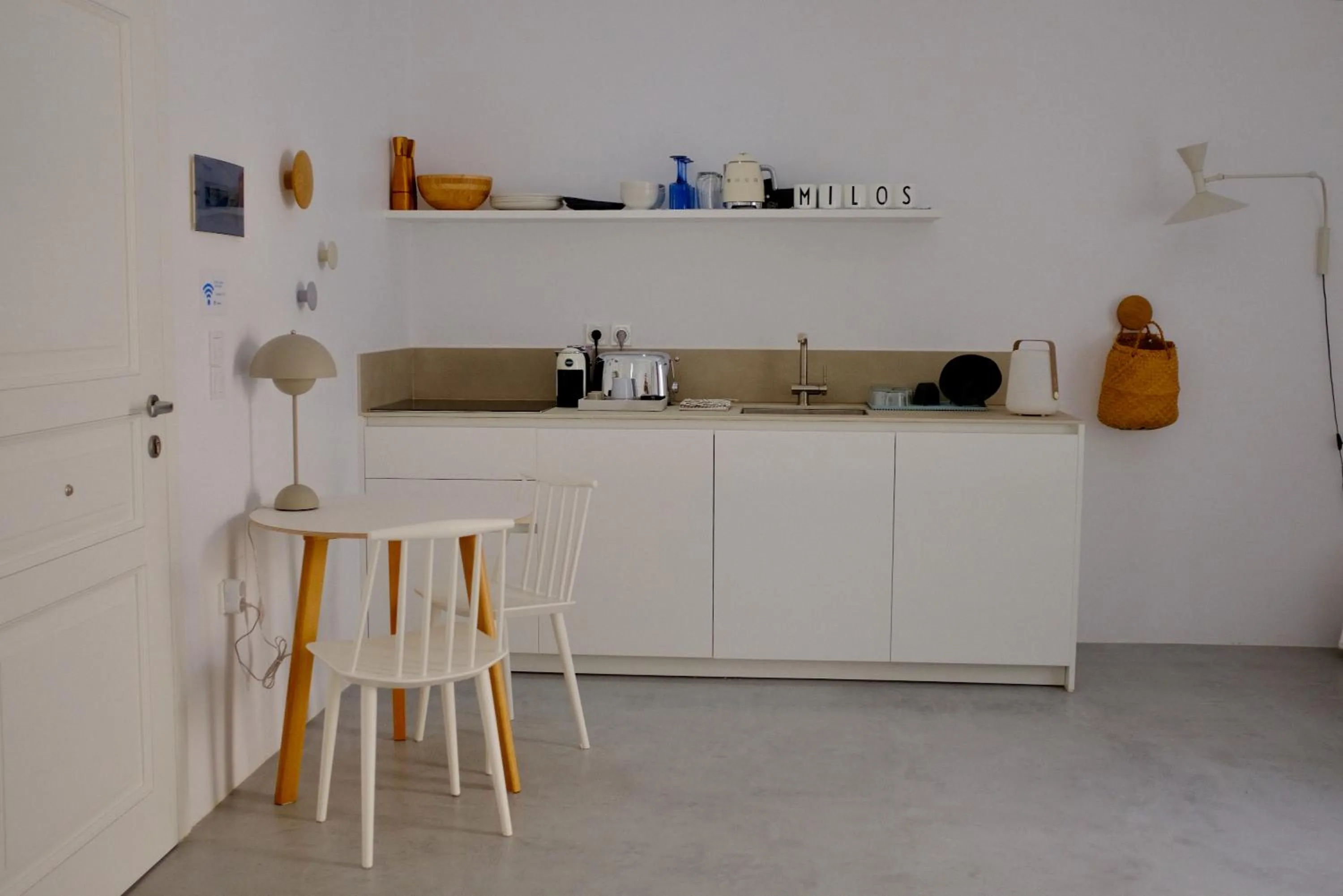 Kitchen or kitchenette in MILORA SuNSET
