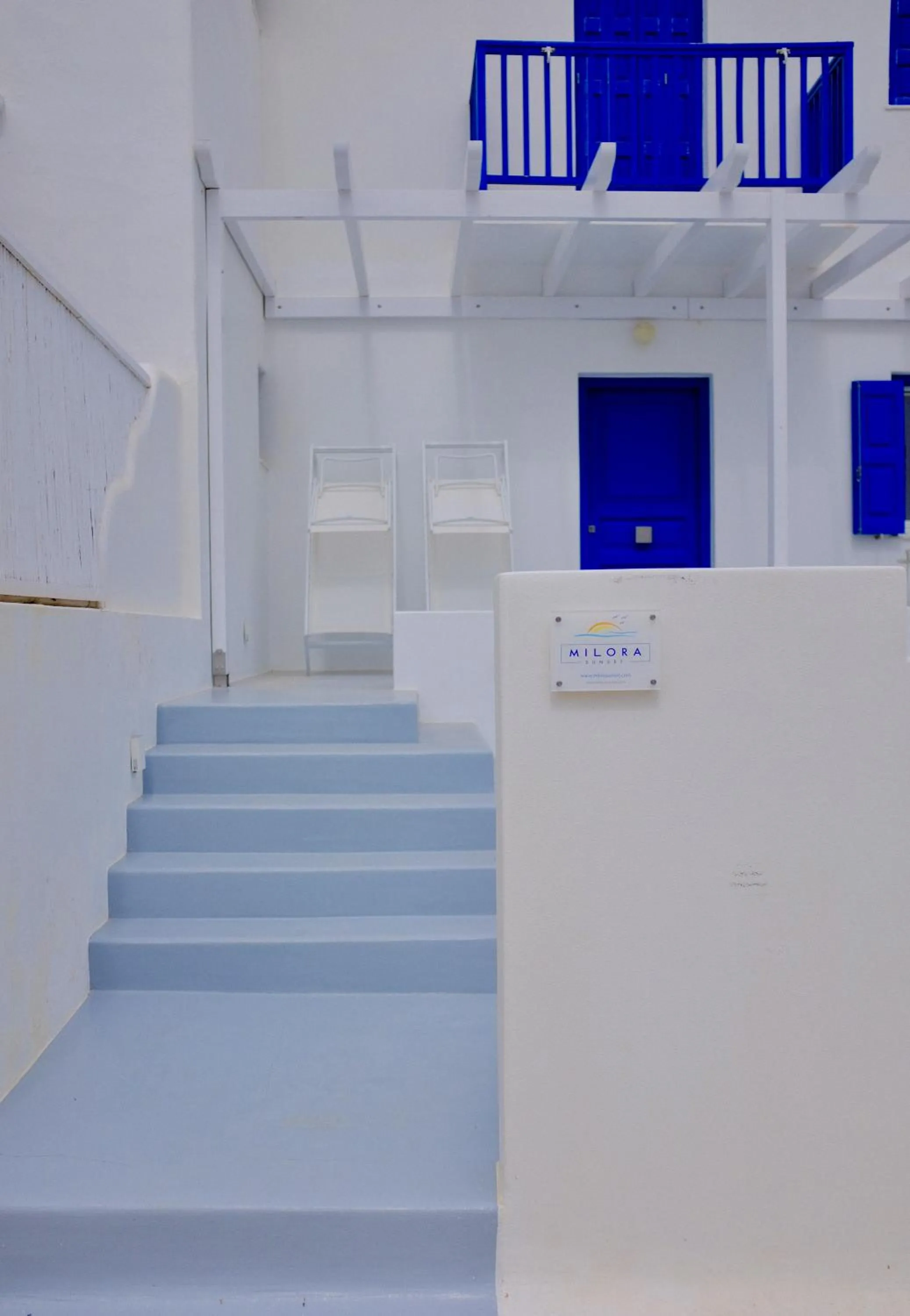 Property building in MILORA SuNSET