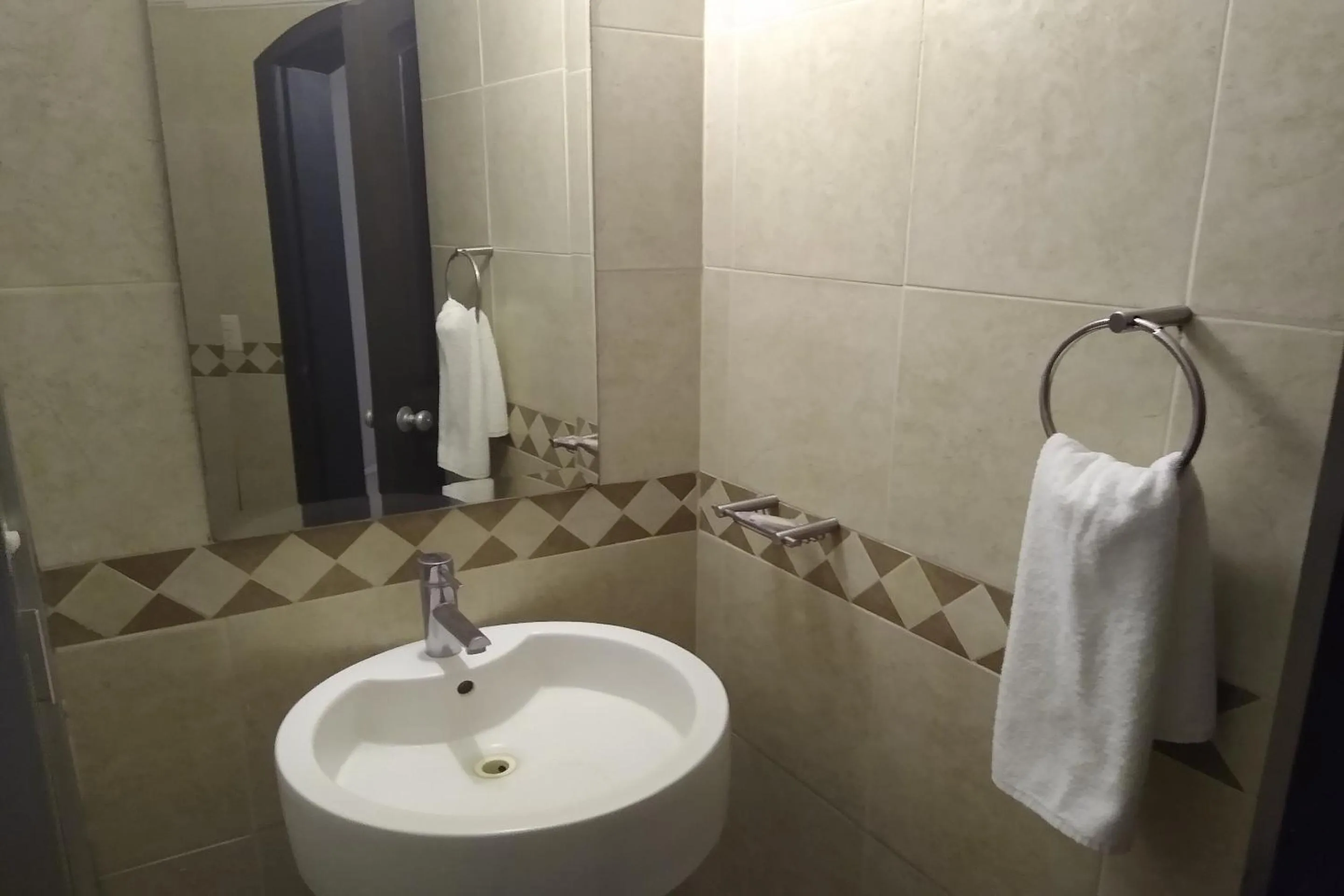 Bathroom in Hotel Villa Del Sol Expo