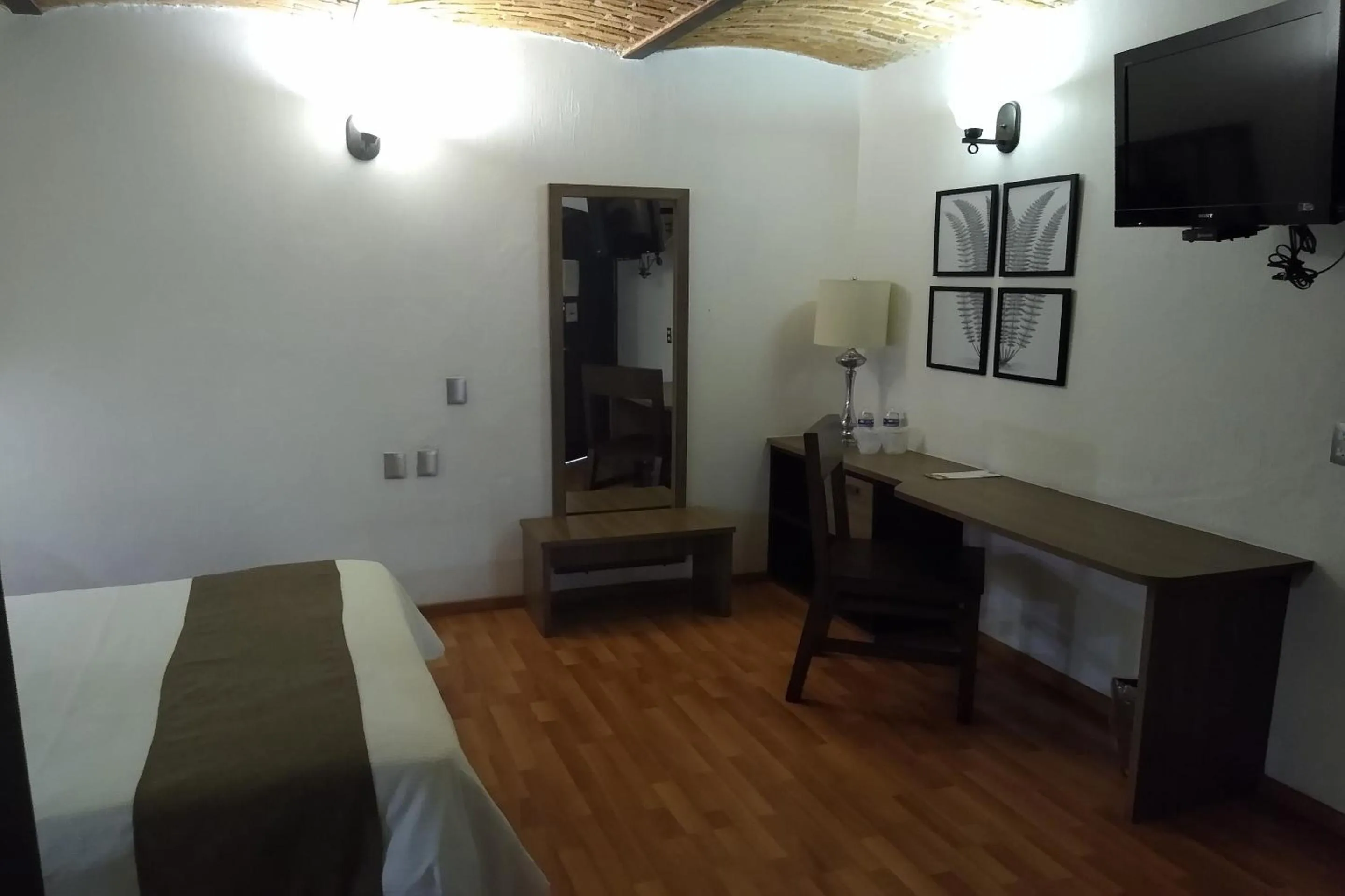 Bedroom, Bed in Hotel Villa Del Sol Expo