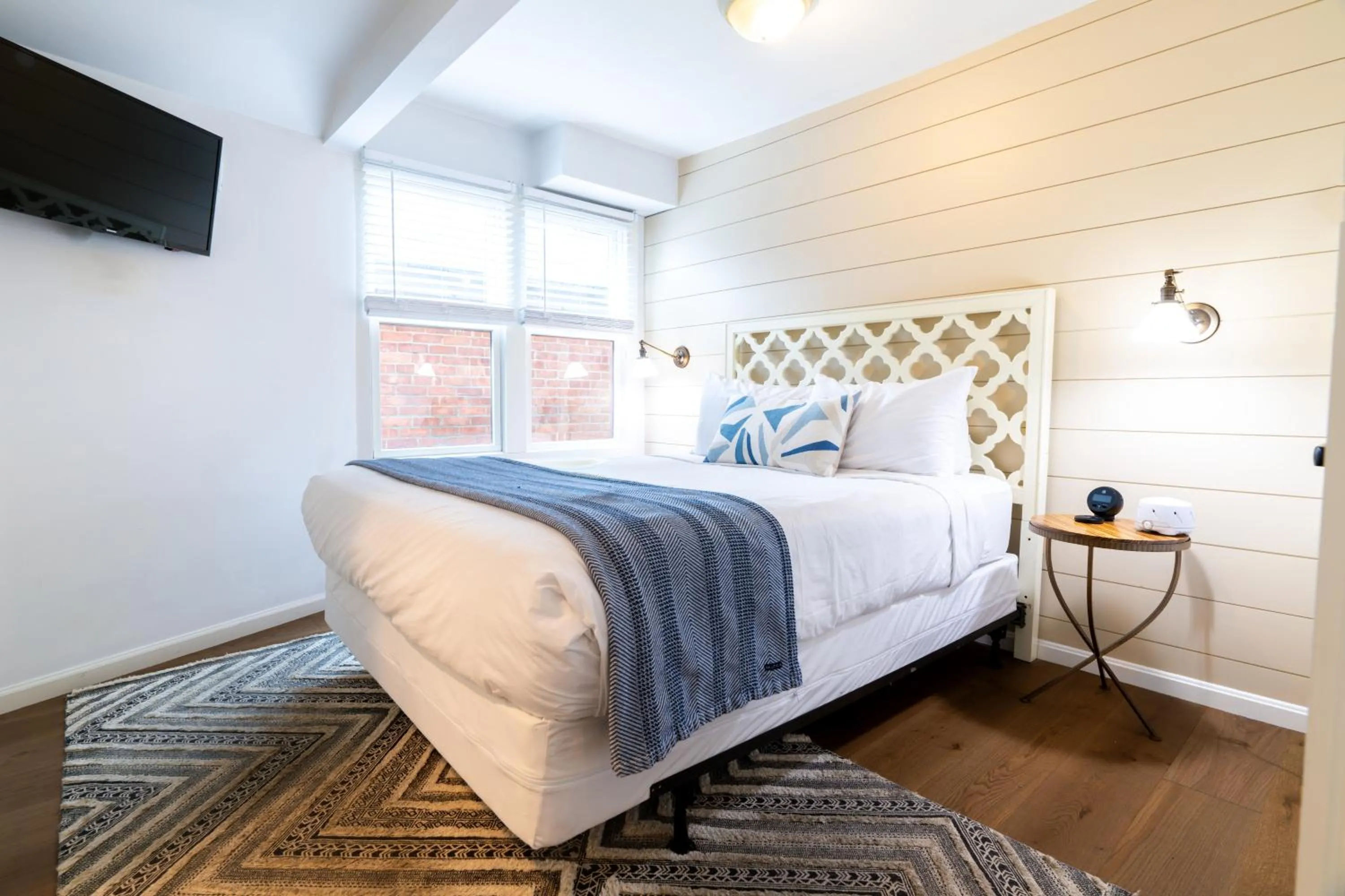 Bedroom, Bed in The Morgan Hotel Martha's Vineyard
