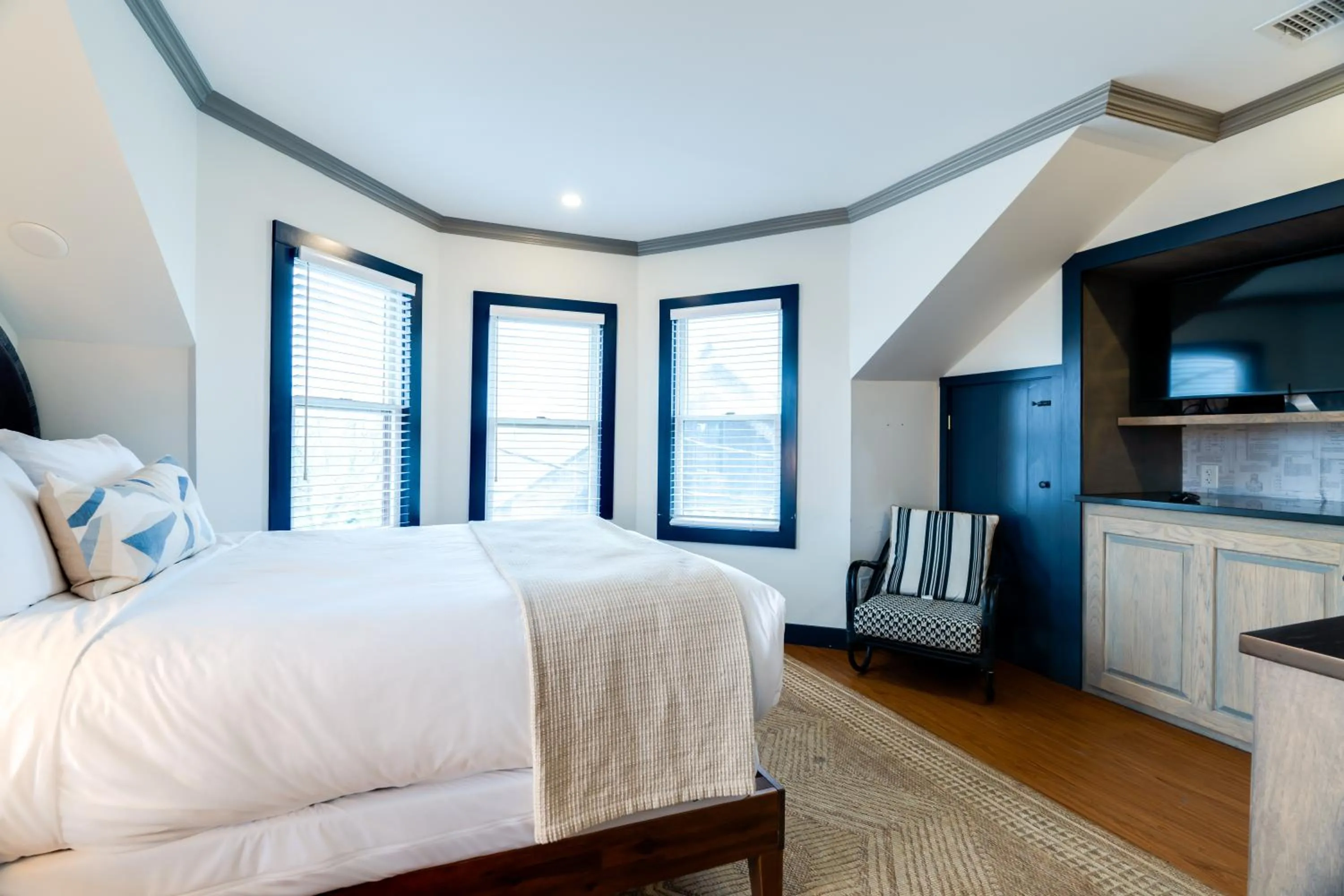 Bedroom, Bed in The Morgan Hotel Martha's Vineyard