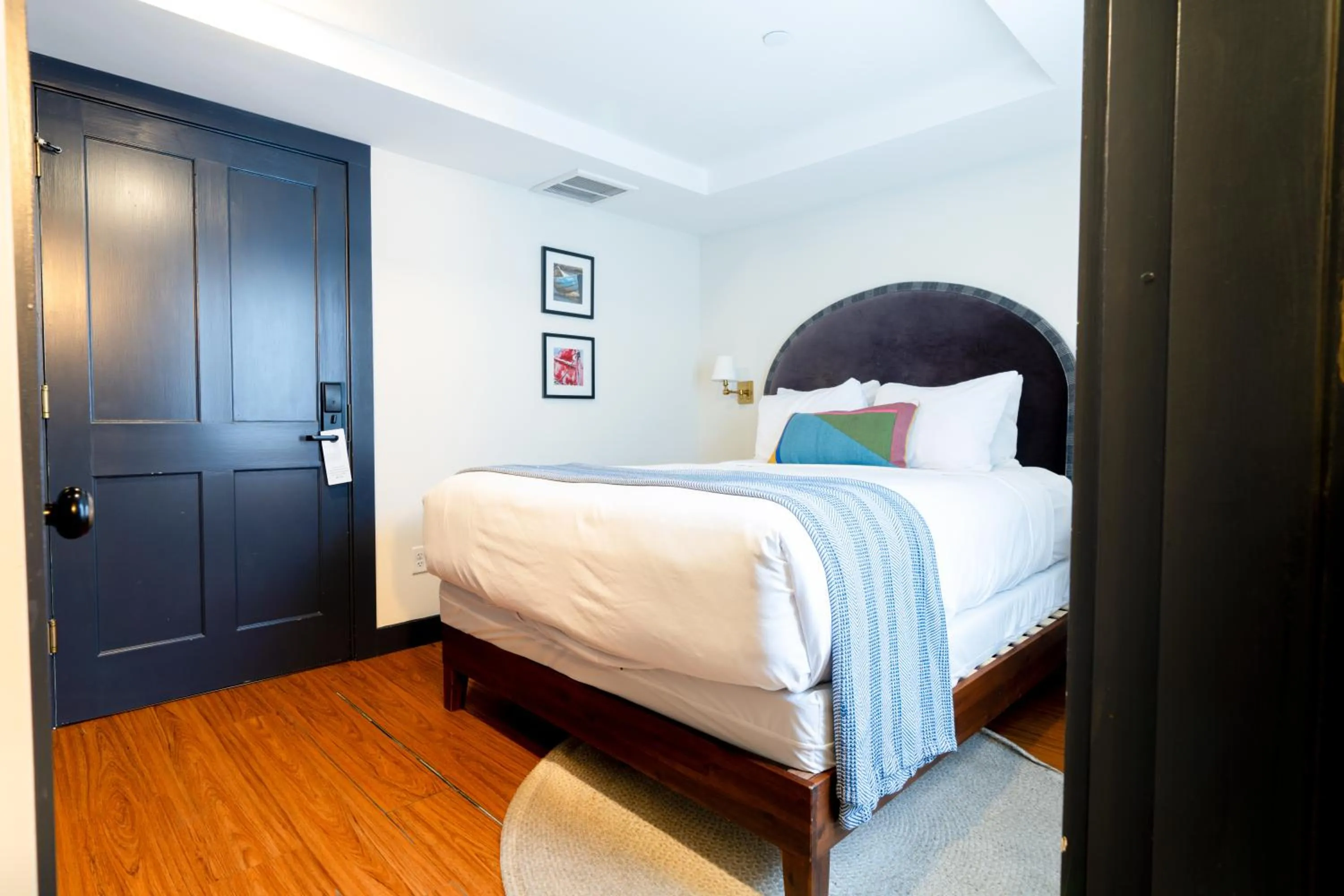 Bedroom, Bed in The Morgan Hotel Martha's Vineyard