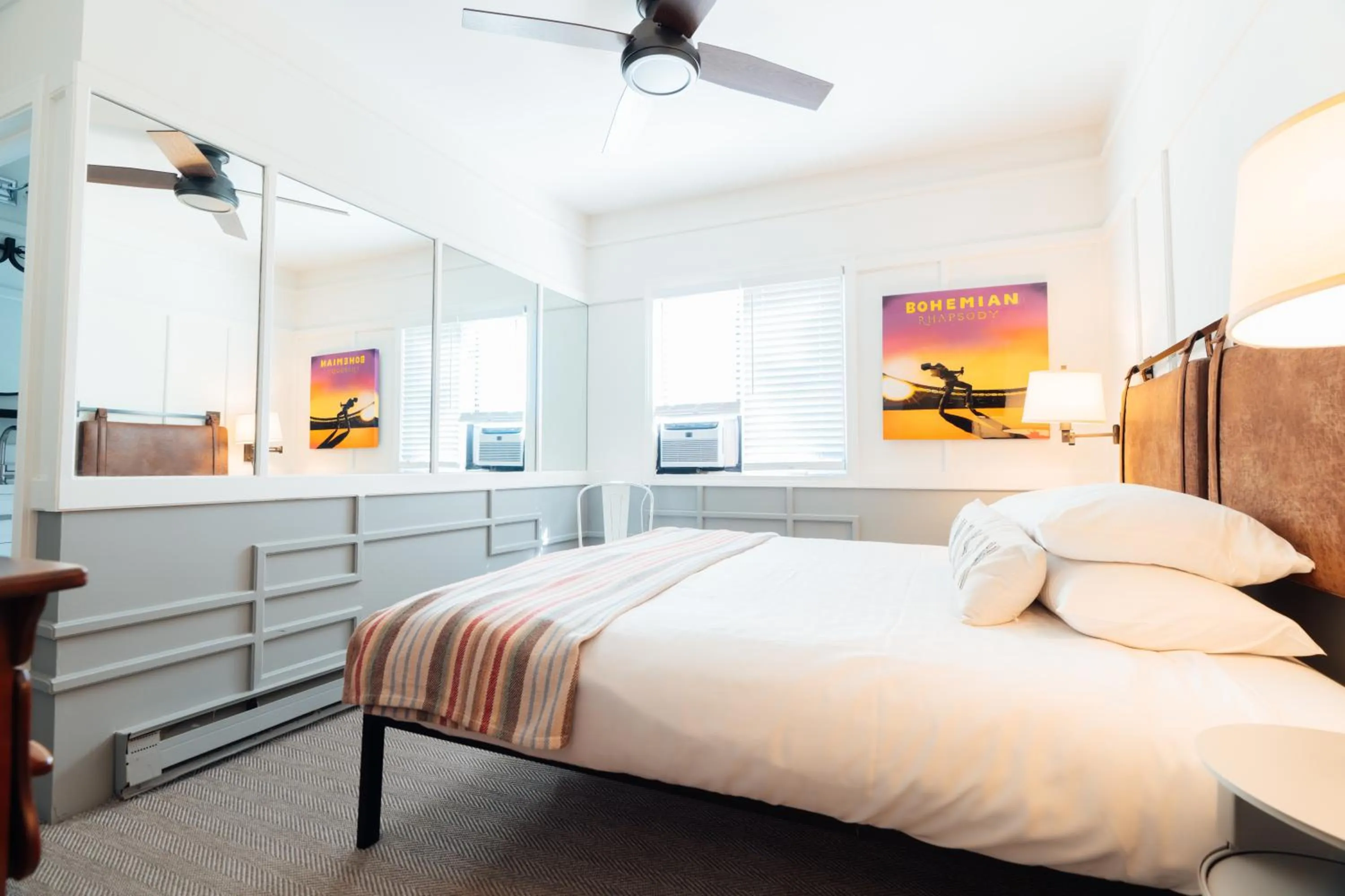 Bedroom, Bed in Mercury Hotel Provincetown