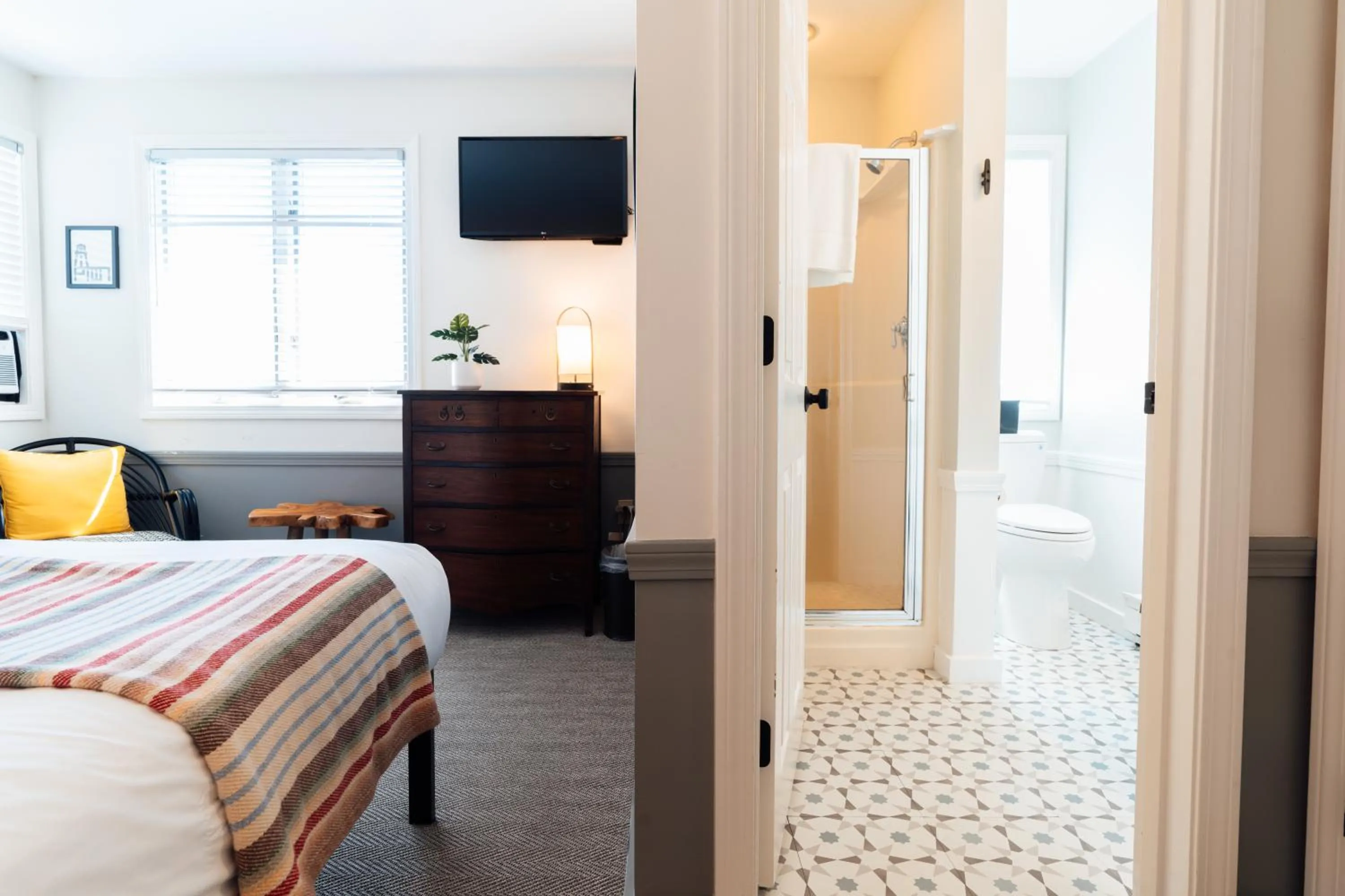 Bedroom, Bed in Mercury Hotel Provincetown