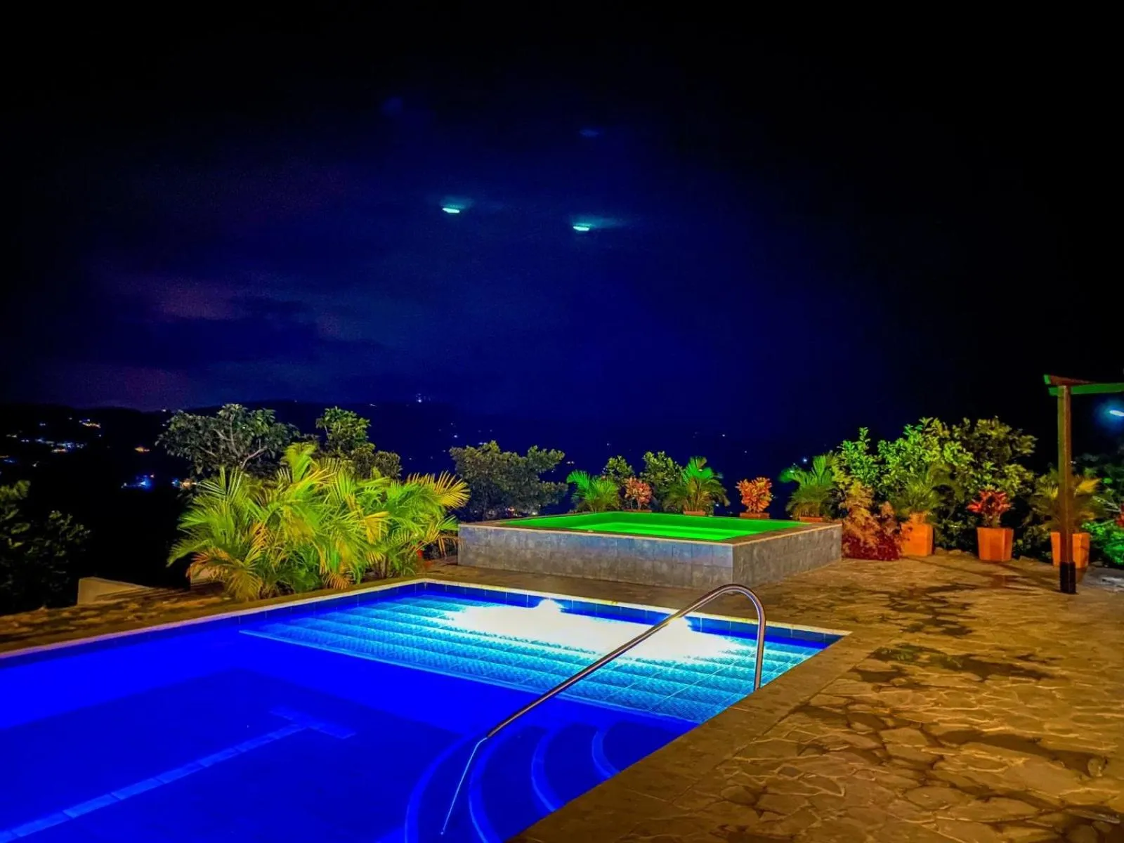 Night in Hotel AMANEE