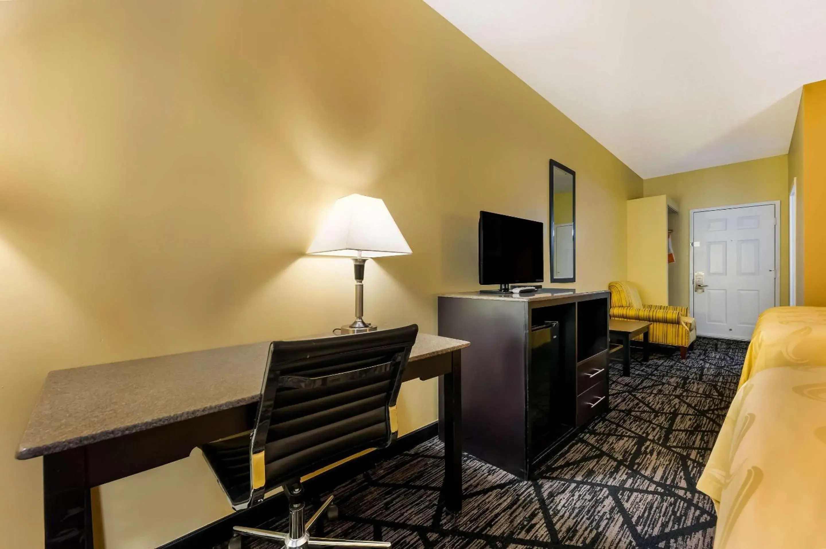 Bedroom in Quality Inn Fort Payne Bedroom in Quality Inn Fort Payne