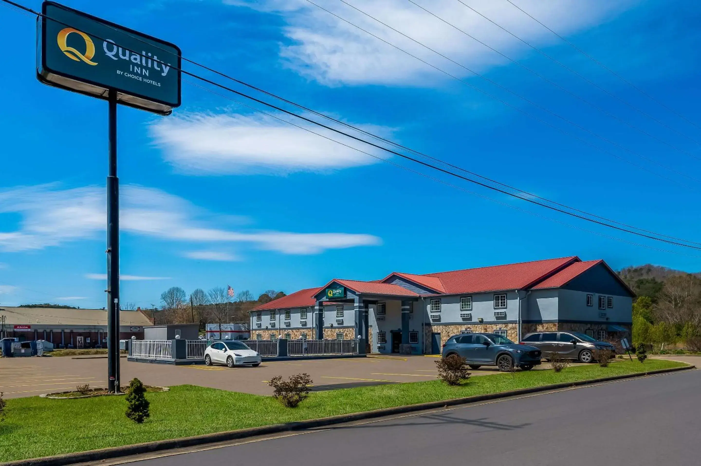 Property building in Quality Inn Fort Payne Property building in Quality Inn Fort Payne