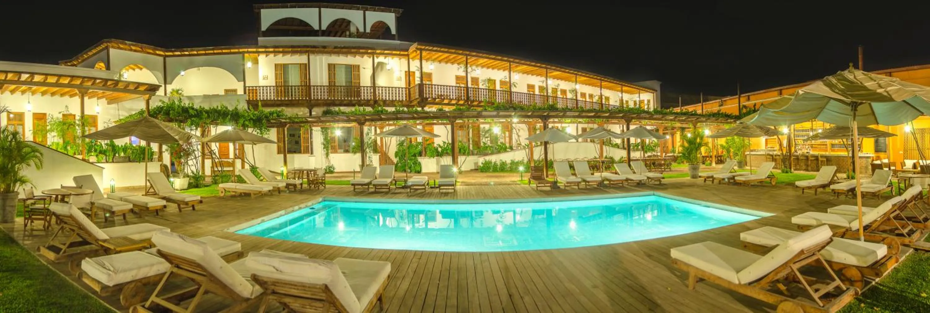 Swimming pool in Hotel Viñas Queirolo