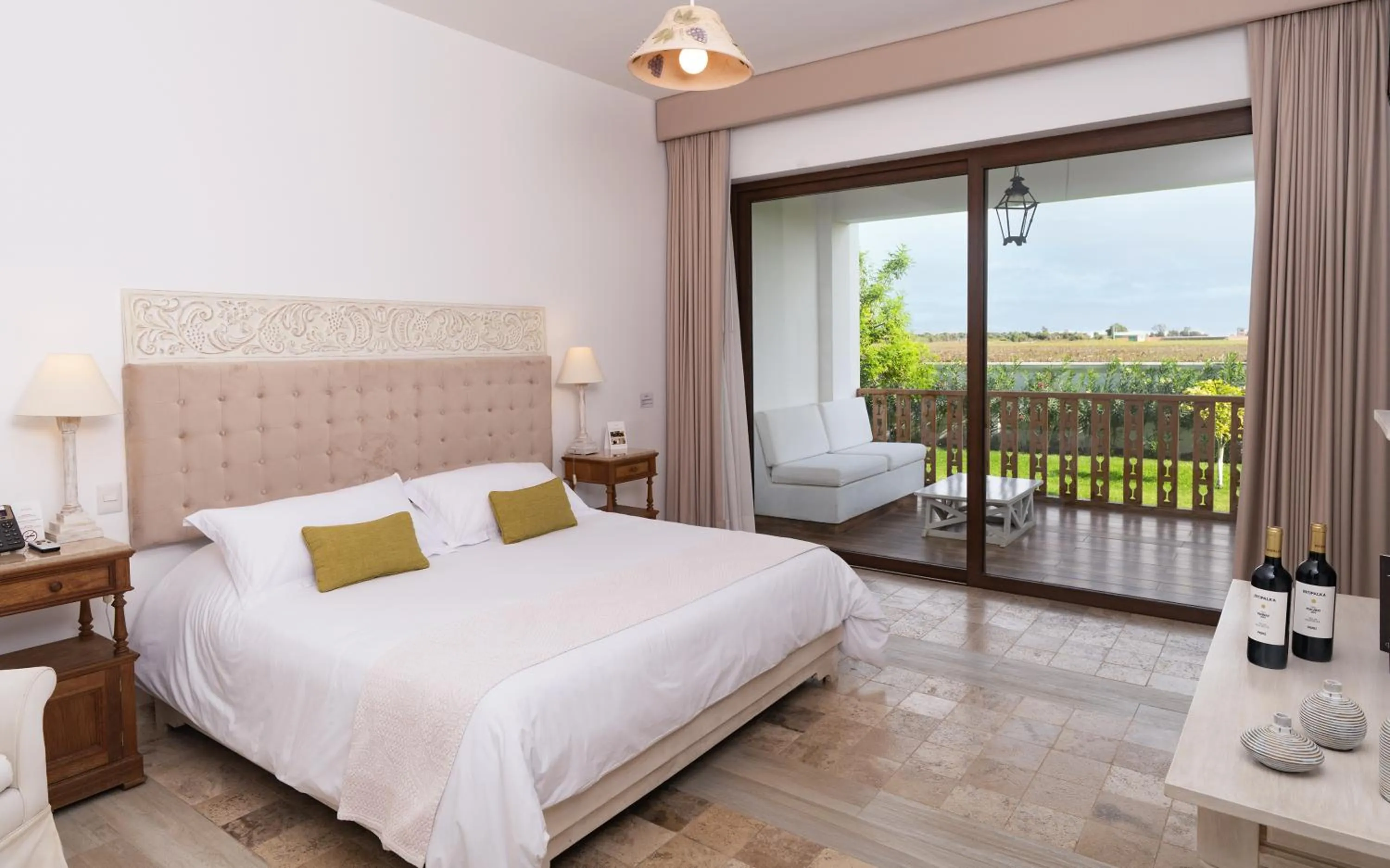 Photo of the whole room, Bed in Hotel Viñas Queirolo