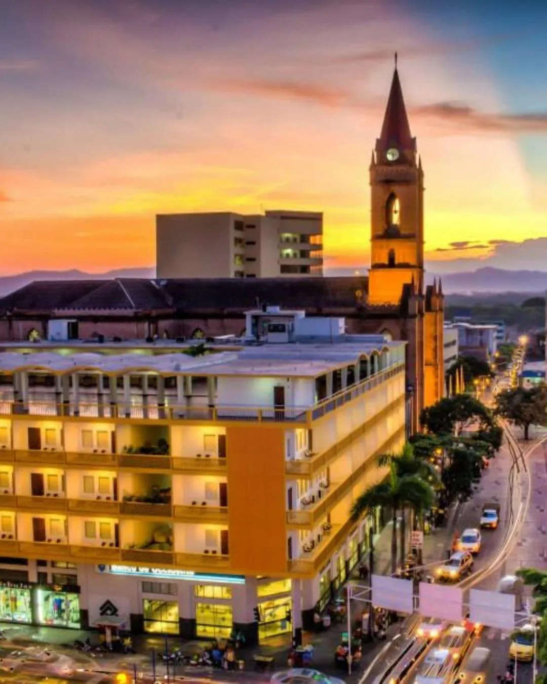 Property building in Hotel Neiva Plaza