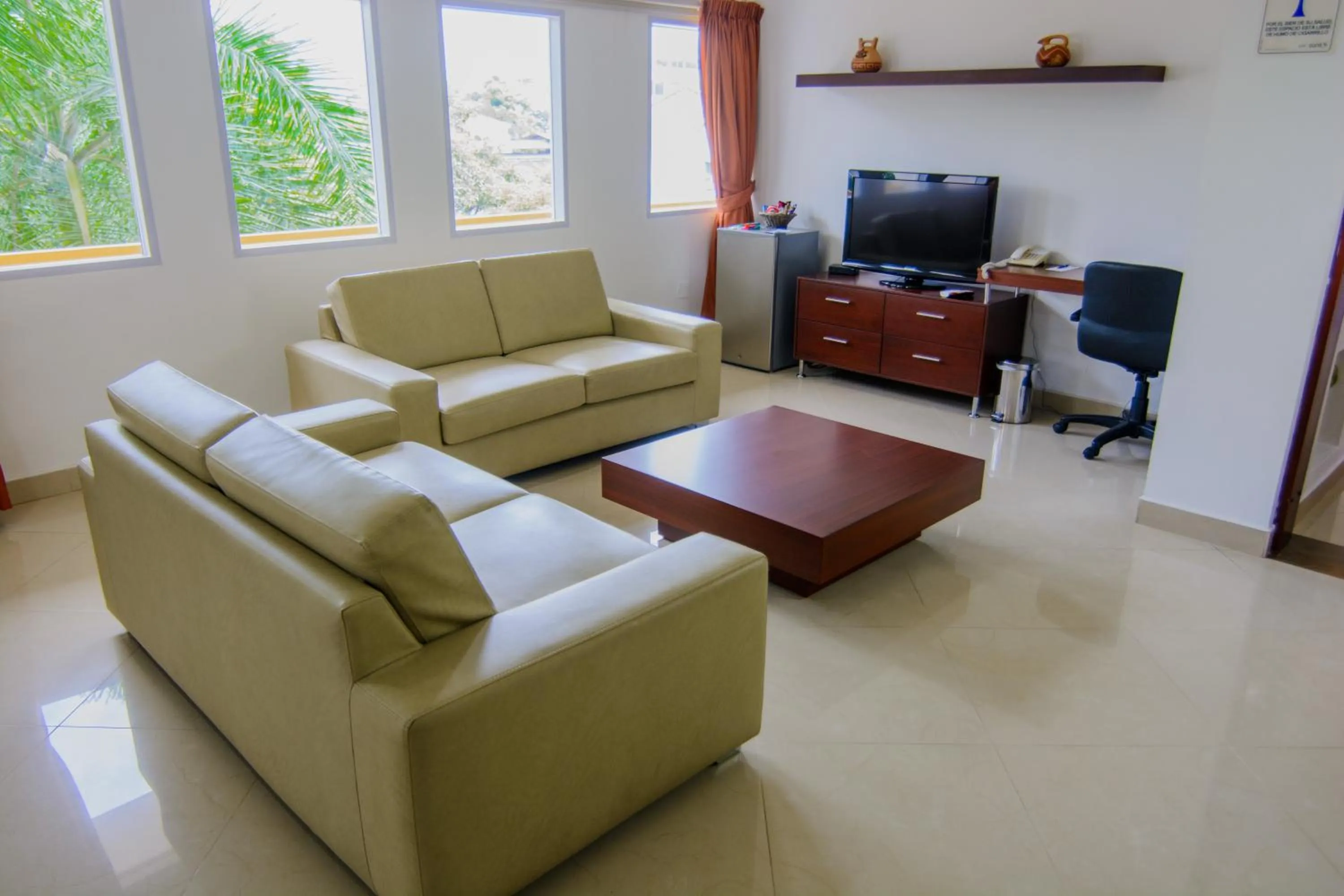 TV and multimedia in Hotel Neiva Plaza