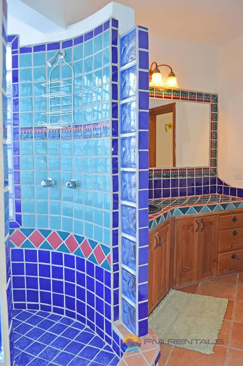 Casa Mariposa Azul by FMI Rentals