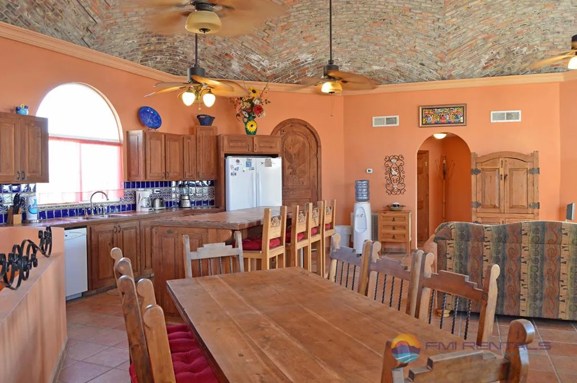 Casa Mariposa Azul by FMI Rentals