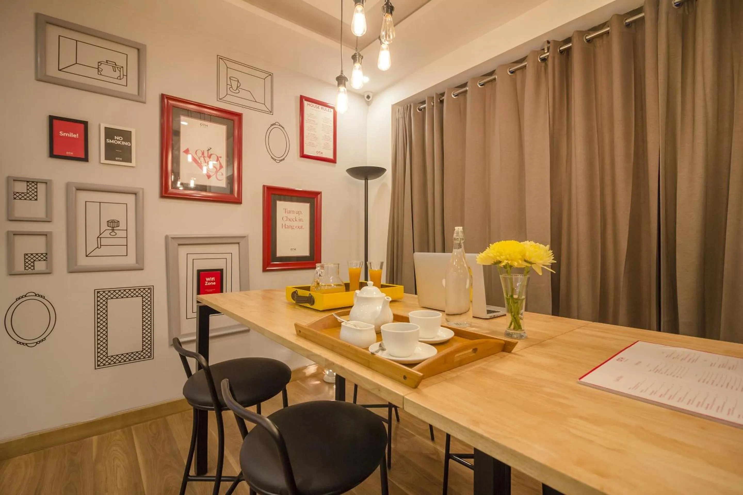 Other in Super Townhouse Che Sigma