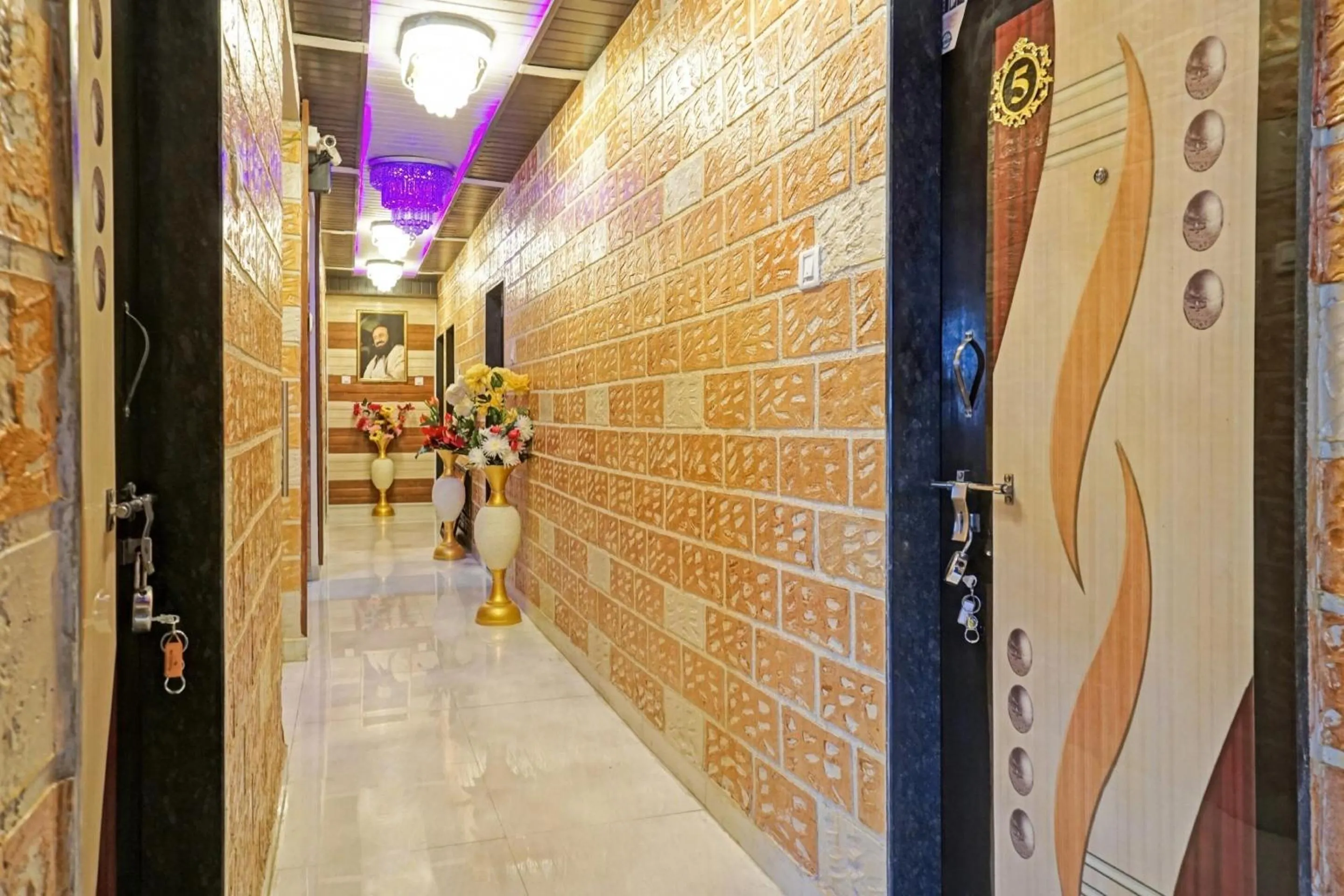 Lobby or reception in Hotel O Vardhan Executive