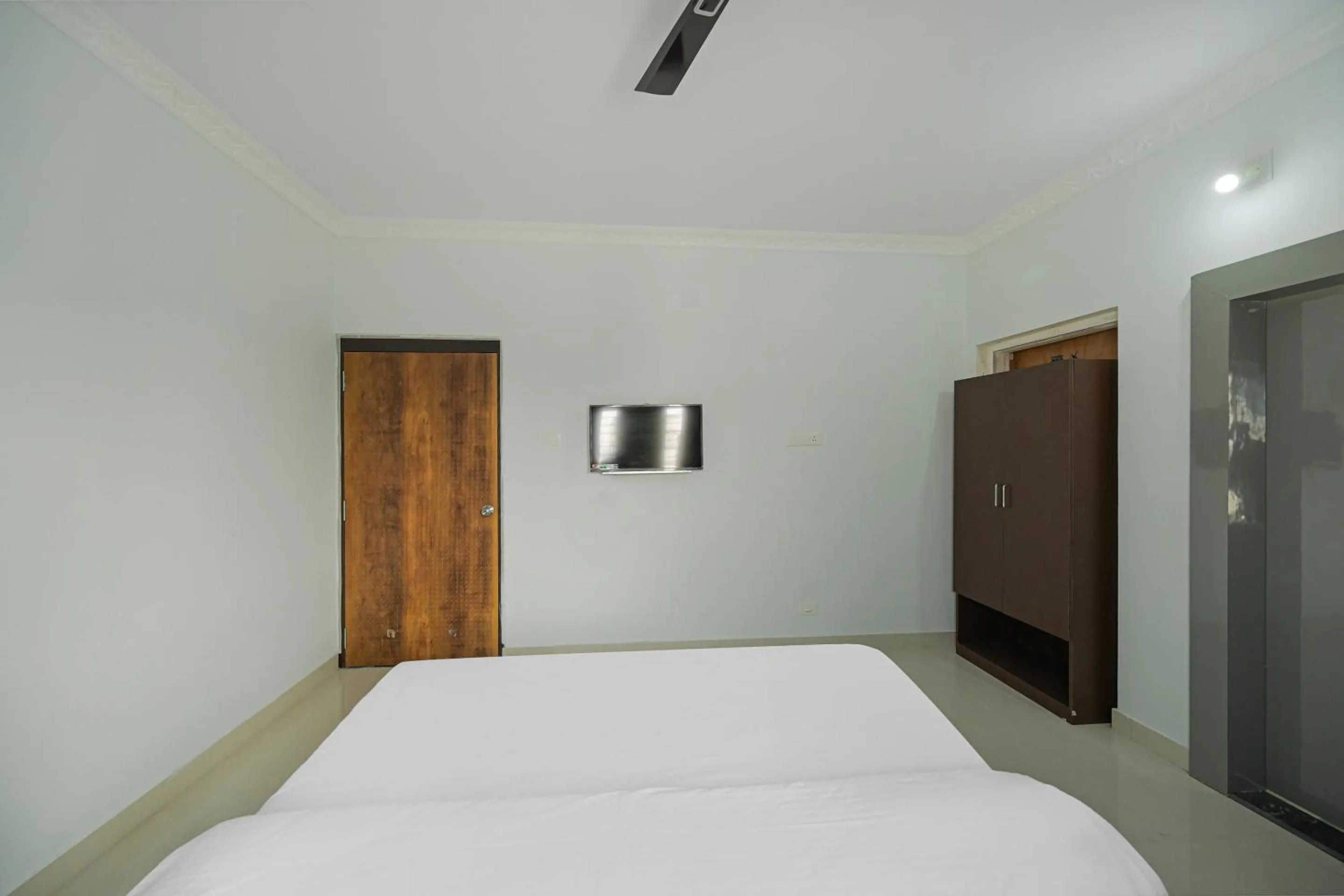 Bedroom, Bed in HOTEL SIGNATURE PREMIUM