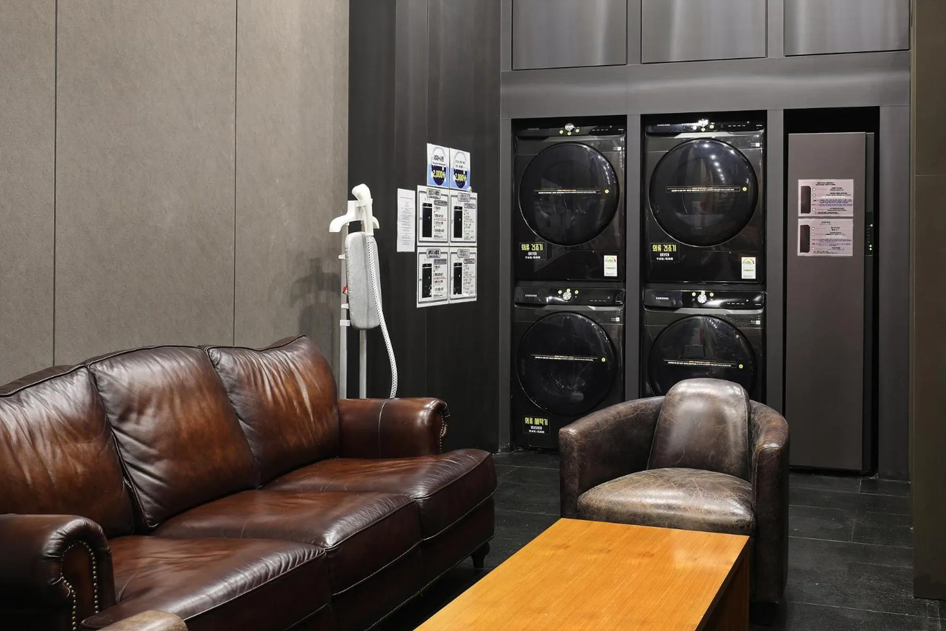 washing machine in Hotel The Designers Jongro