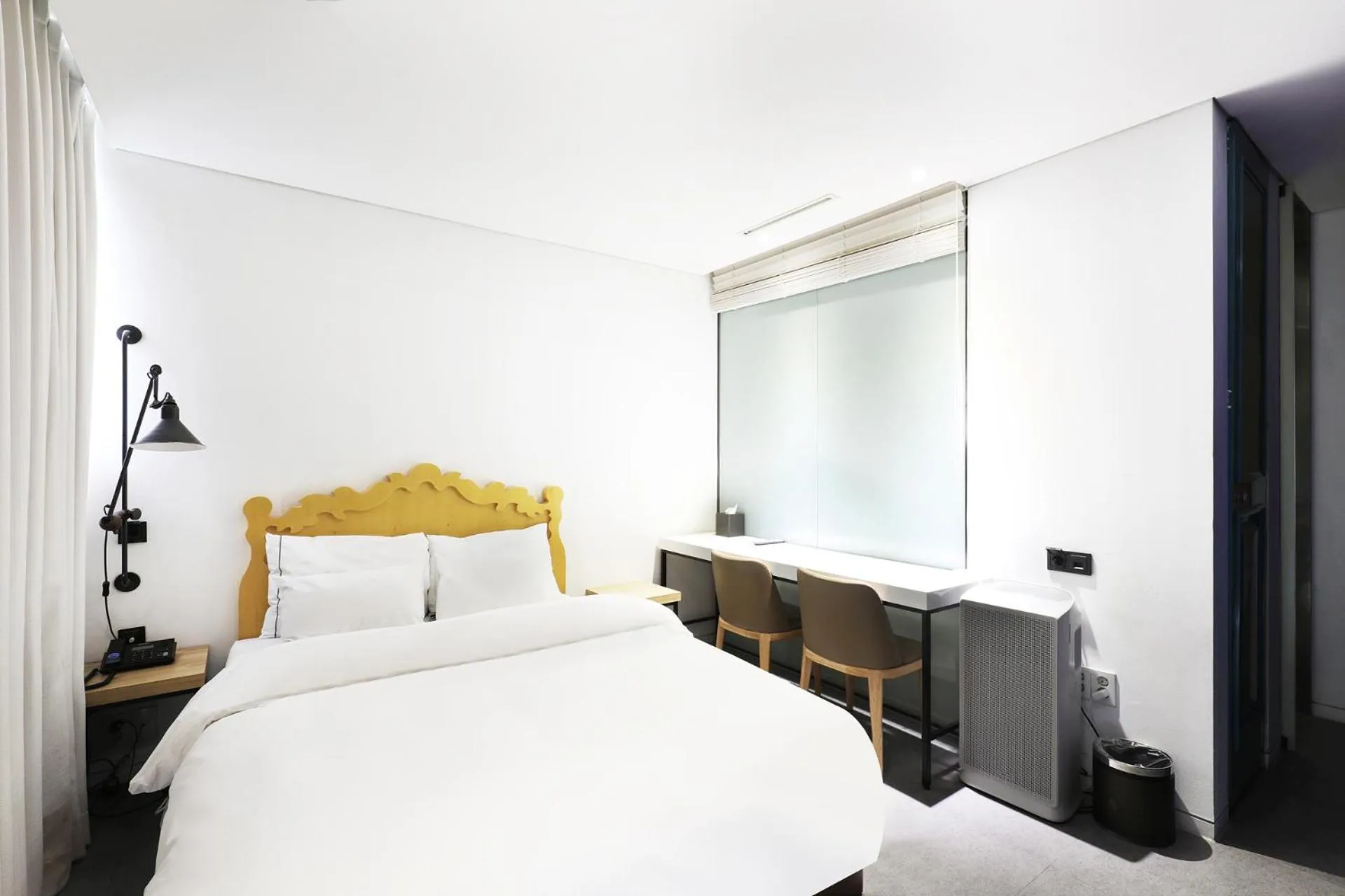 Bed in Hotel The Designers Jongro