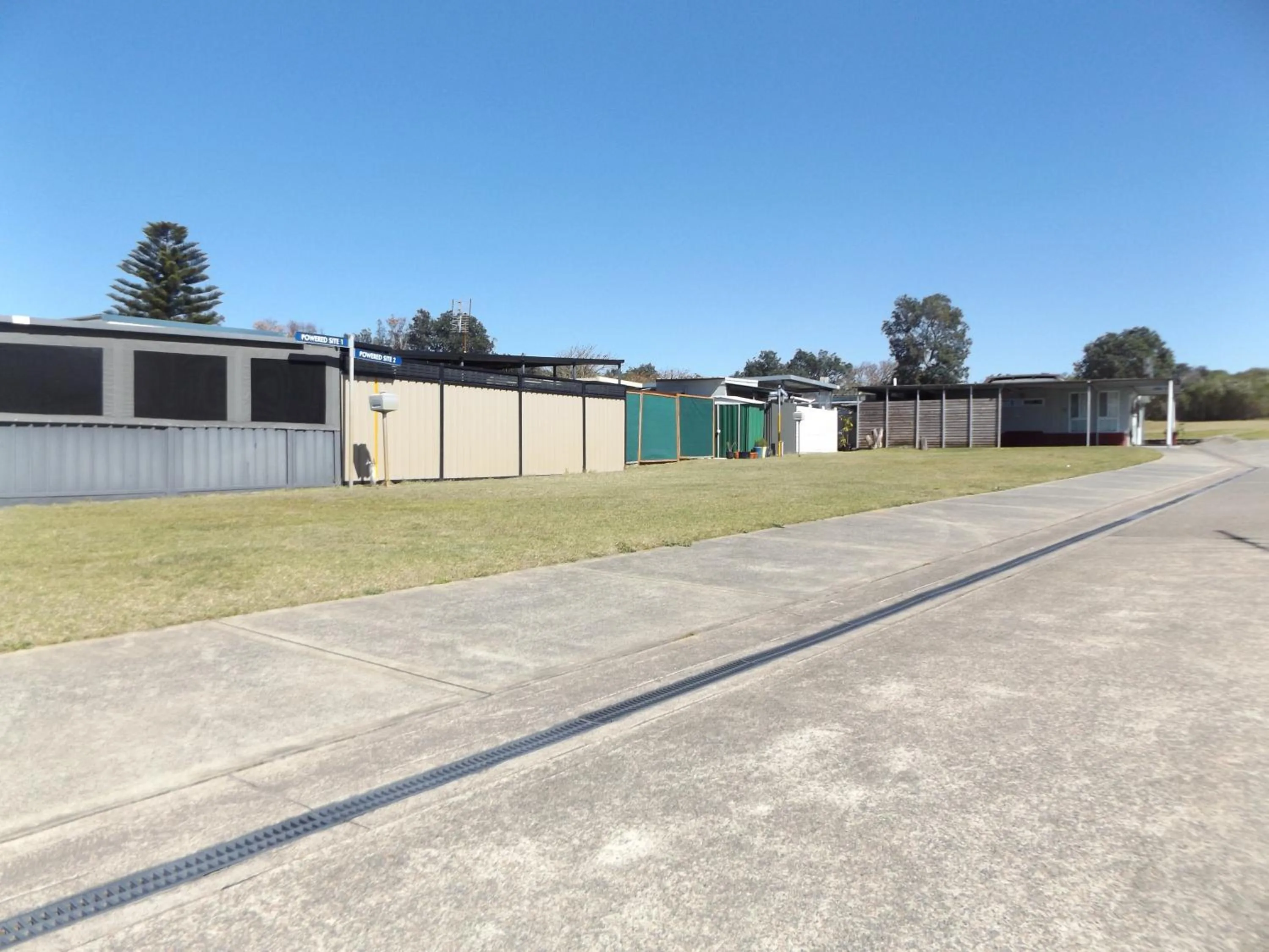 Property building in Birubi Beach Holiday Park