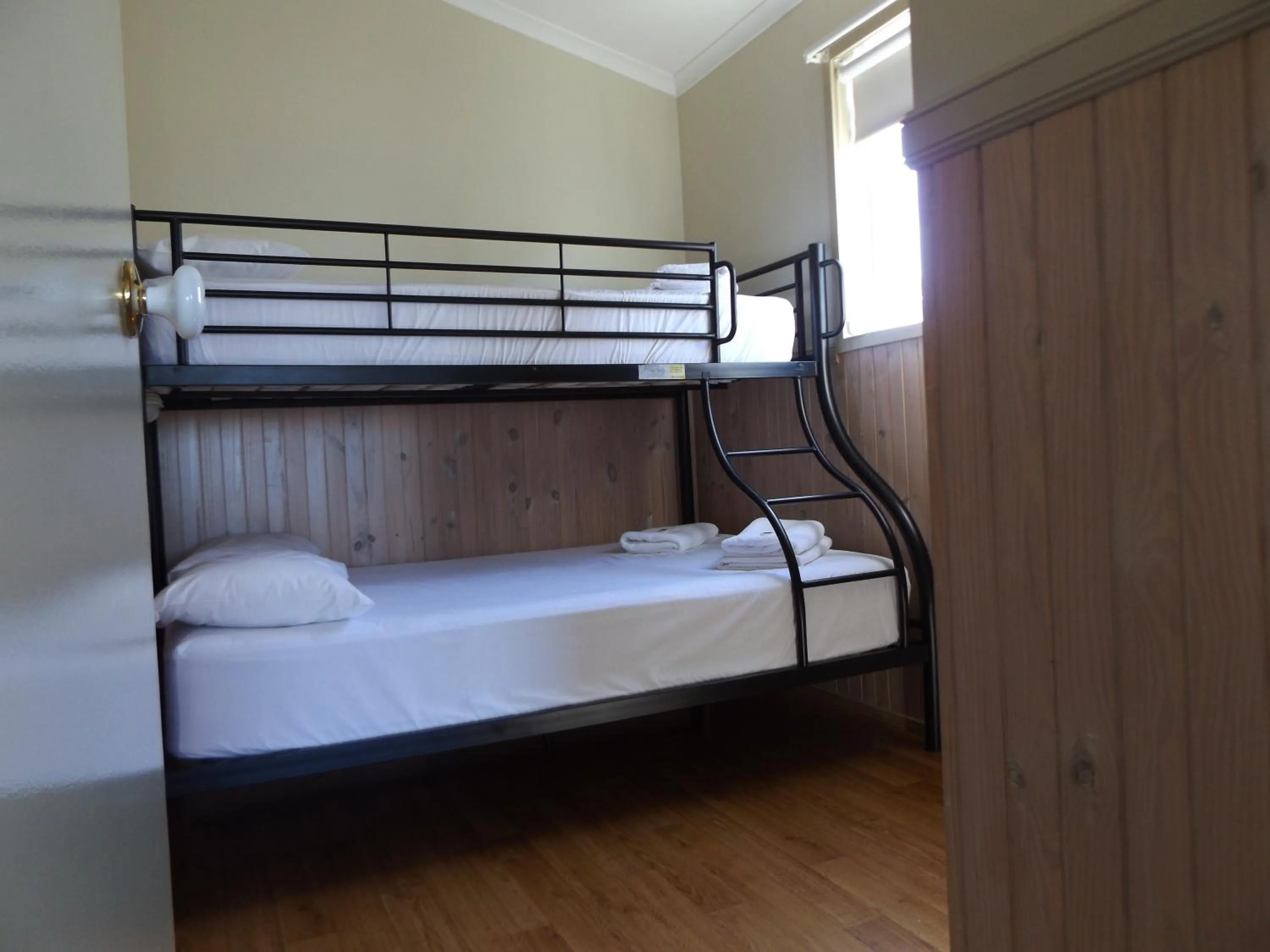 bunk bed, Bed in Birubi Beach Holiday Park