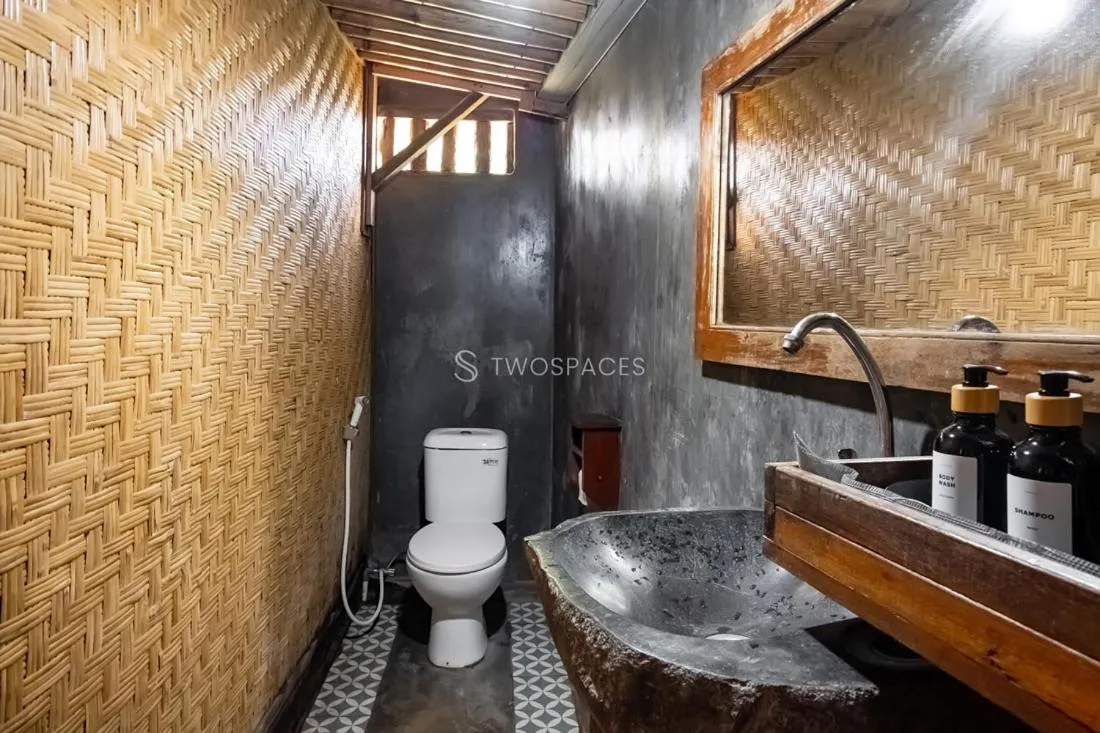 Kayu Beach Villa by TwoSpaces, Nusa Dua Beach