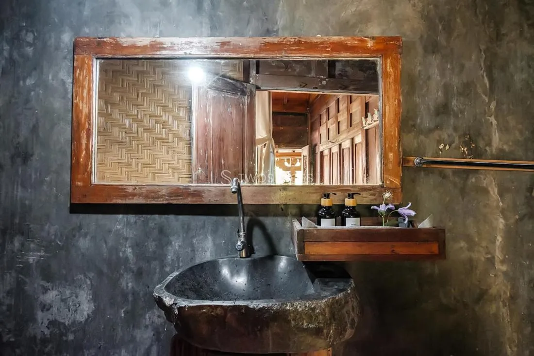 Kayu Beach Villa by TwoSpaces, Nusa Dua Beach