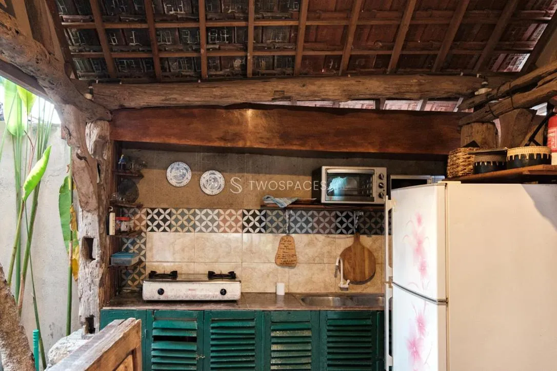 Kayu Beach Villa by TwoSpaces, Nusa Dua Beach