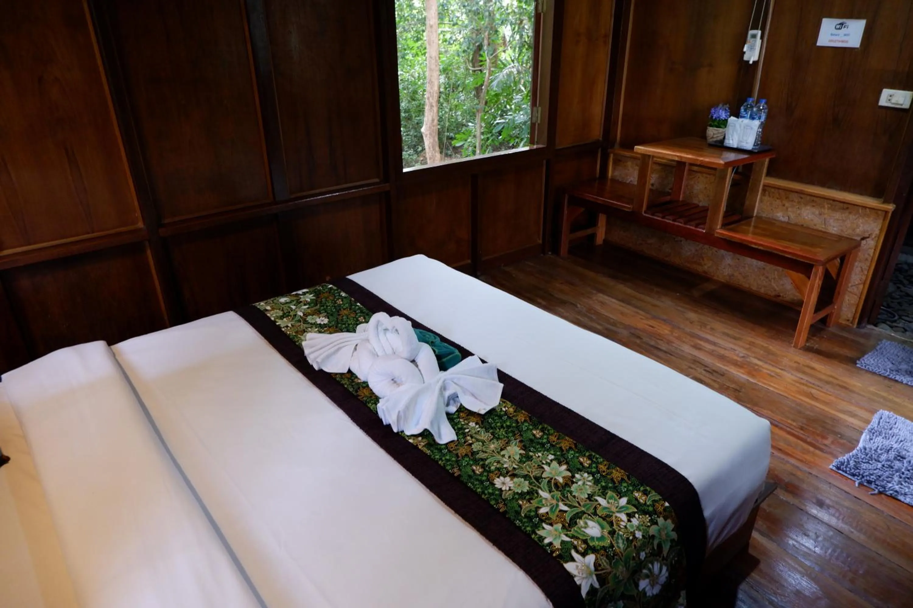 Bed in Khao Sok Nature Resort