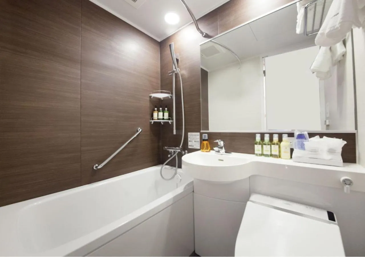 Toilet in Centurion Hotel Ueno