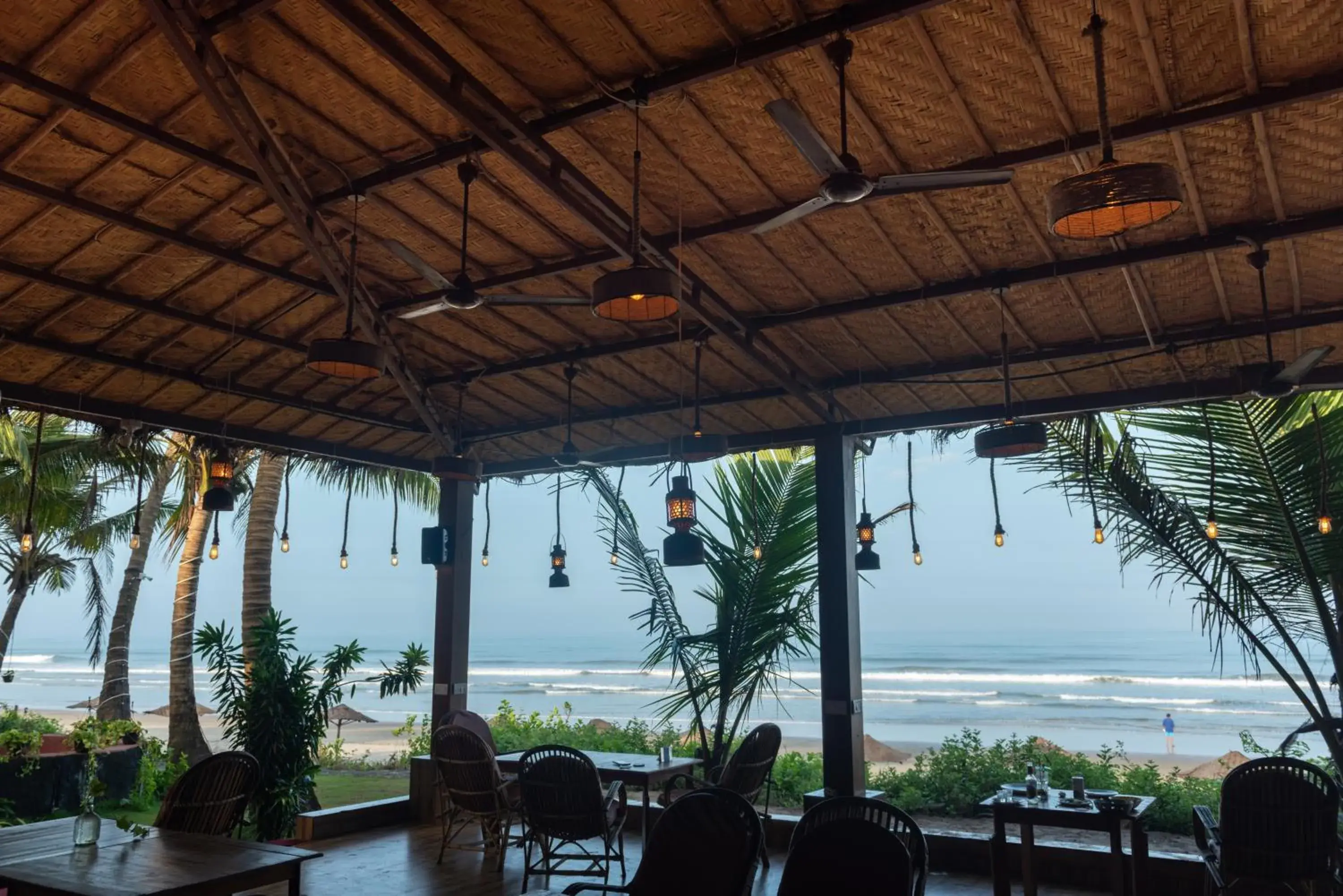 Restaurant/places to eat in Amadi Beach Front Resort Restaurant/places to eat in Amadi Beach Front Resort