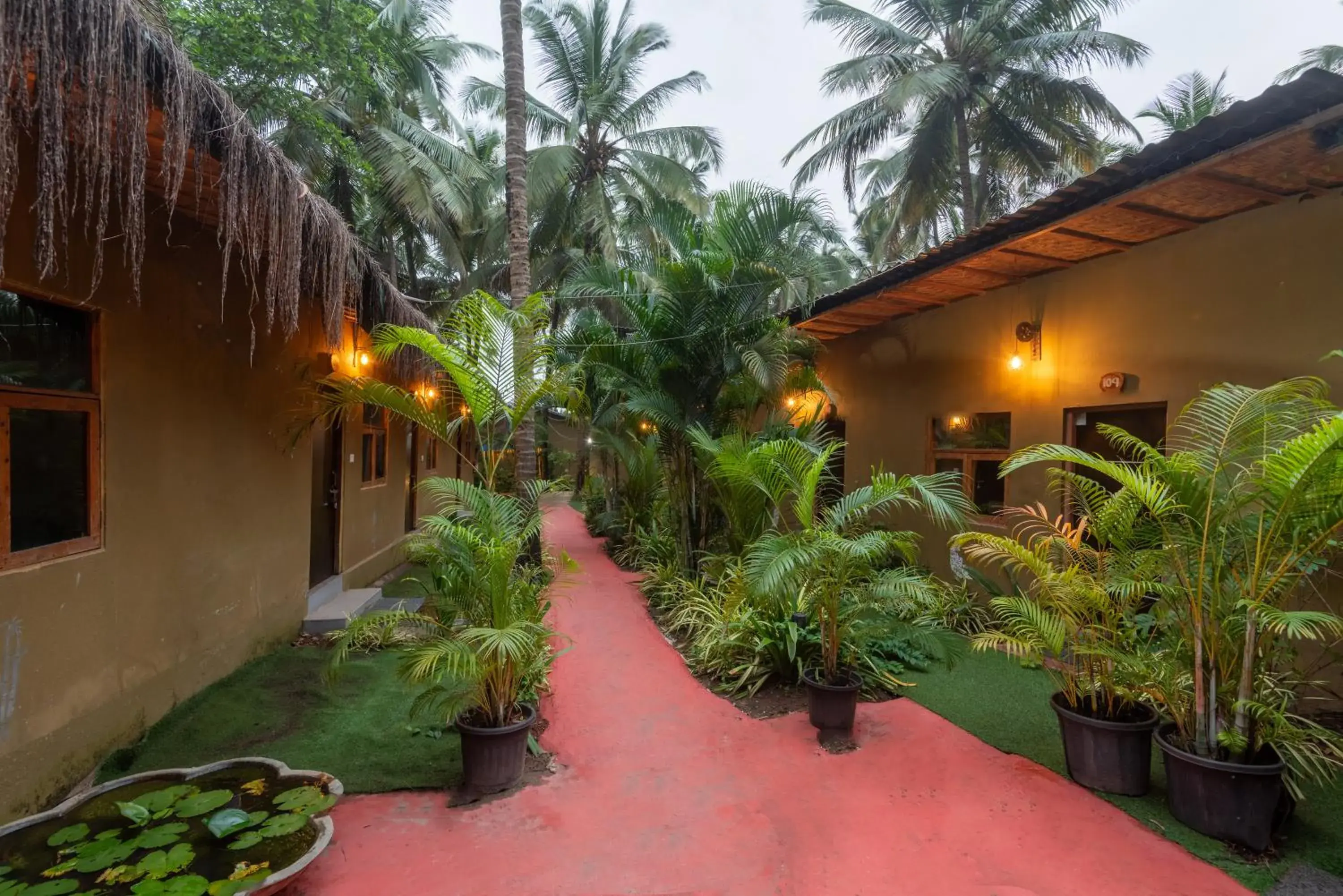 Facade/entrance in Amadi Beach Front Resort Facade/entrance in Amadi Beach Front Resort