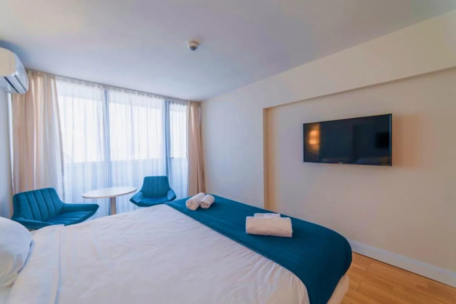 Bed in Batumi Luxury Resort & Sea View Aparthotel