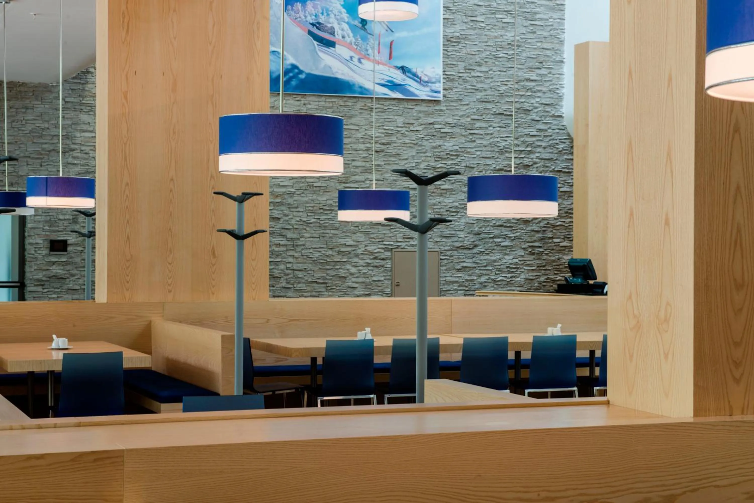 Restaurant/places to eat in Zirve Hotel