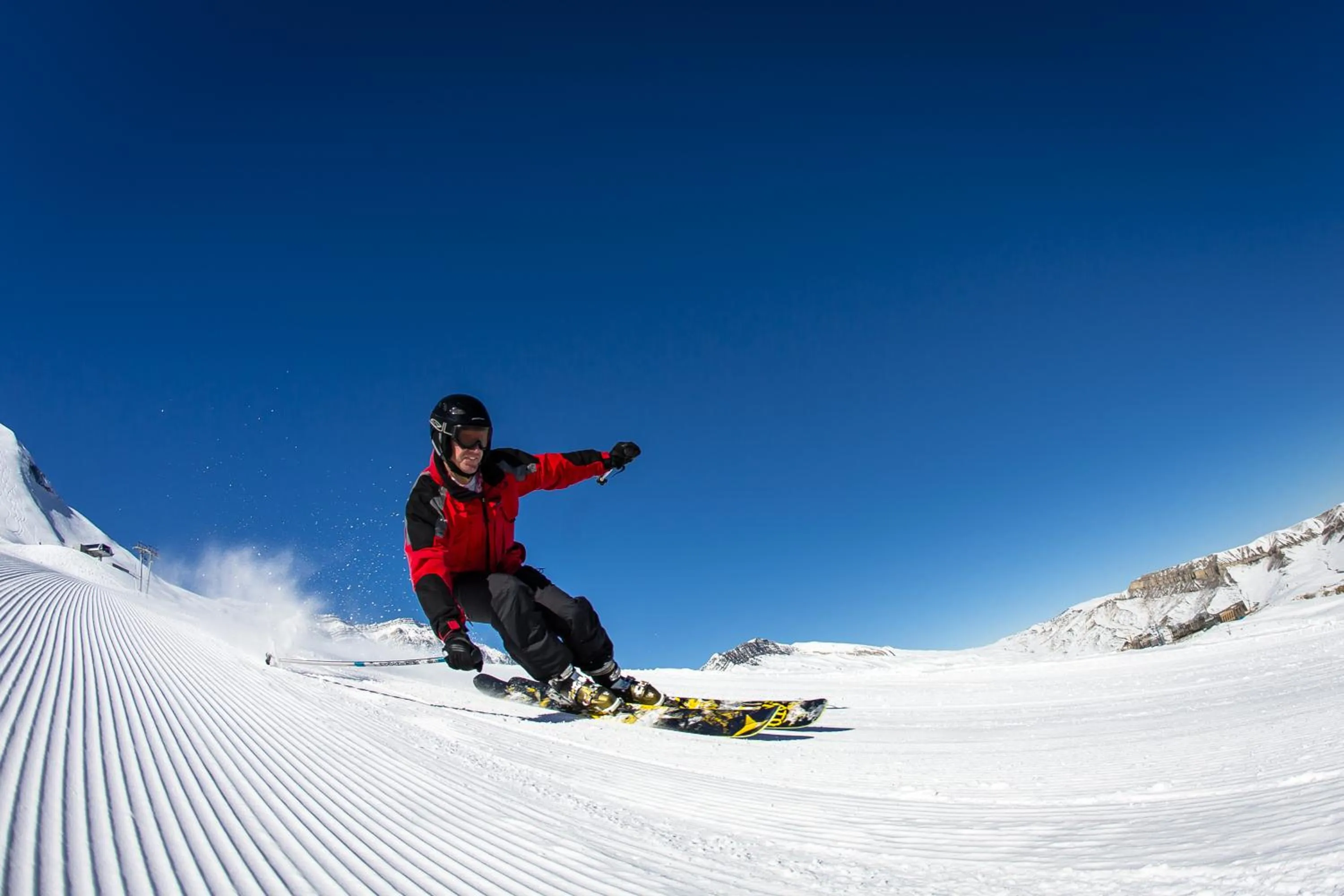 Skiing in Zirve Hotel