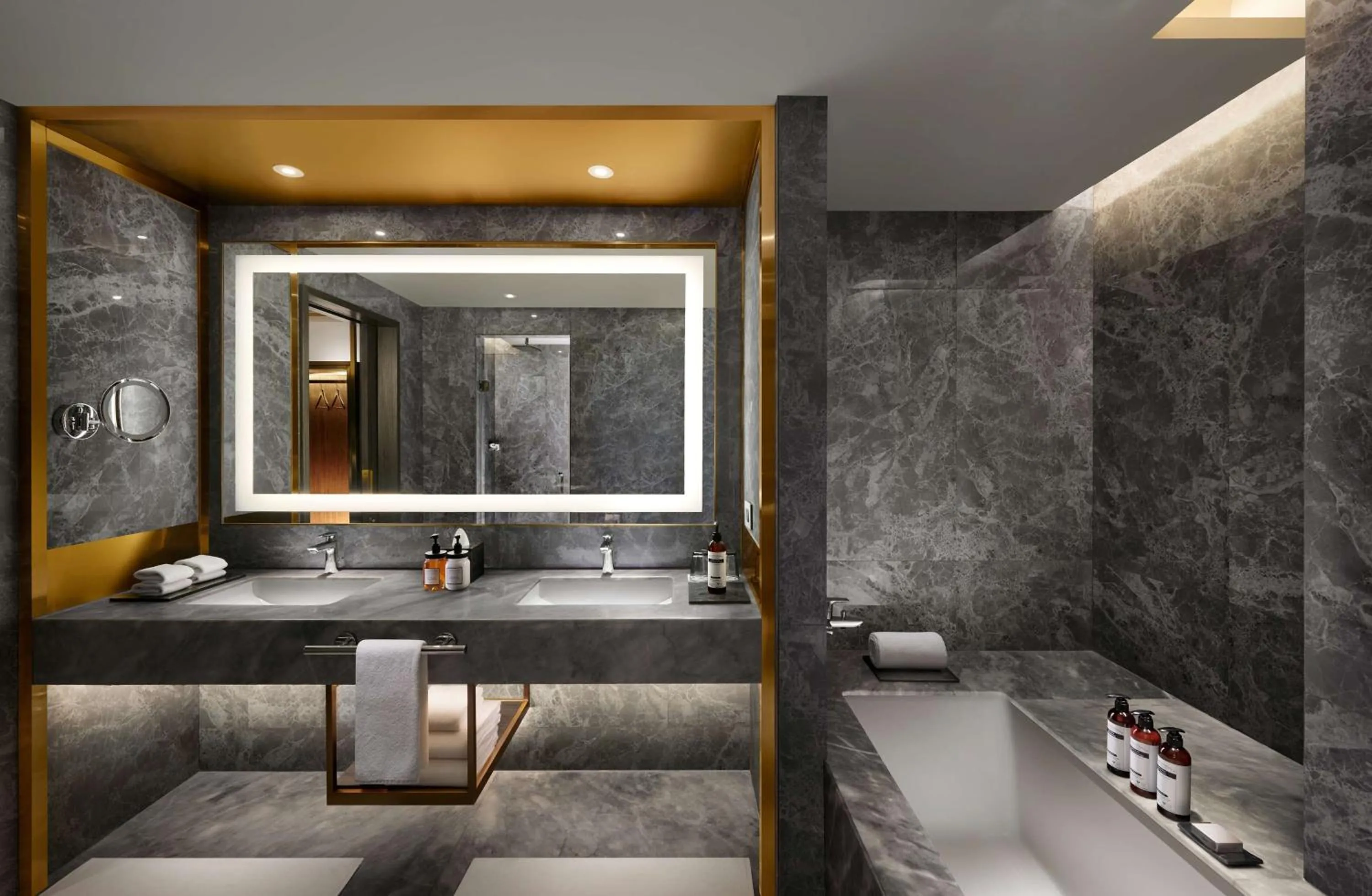 Bathroom in Hyatt Regency Jaipur Mansarovar