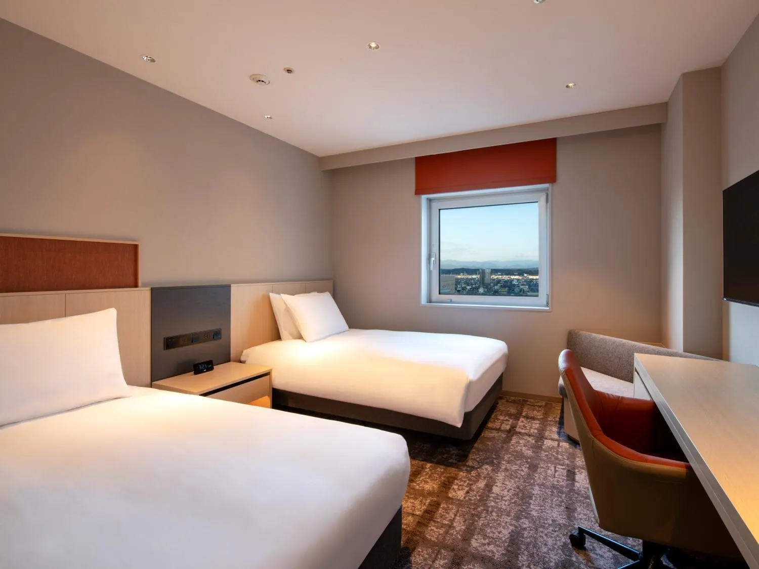 Photo of the whole room, Bed in ANA Crowne Plaza Akita by IHG