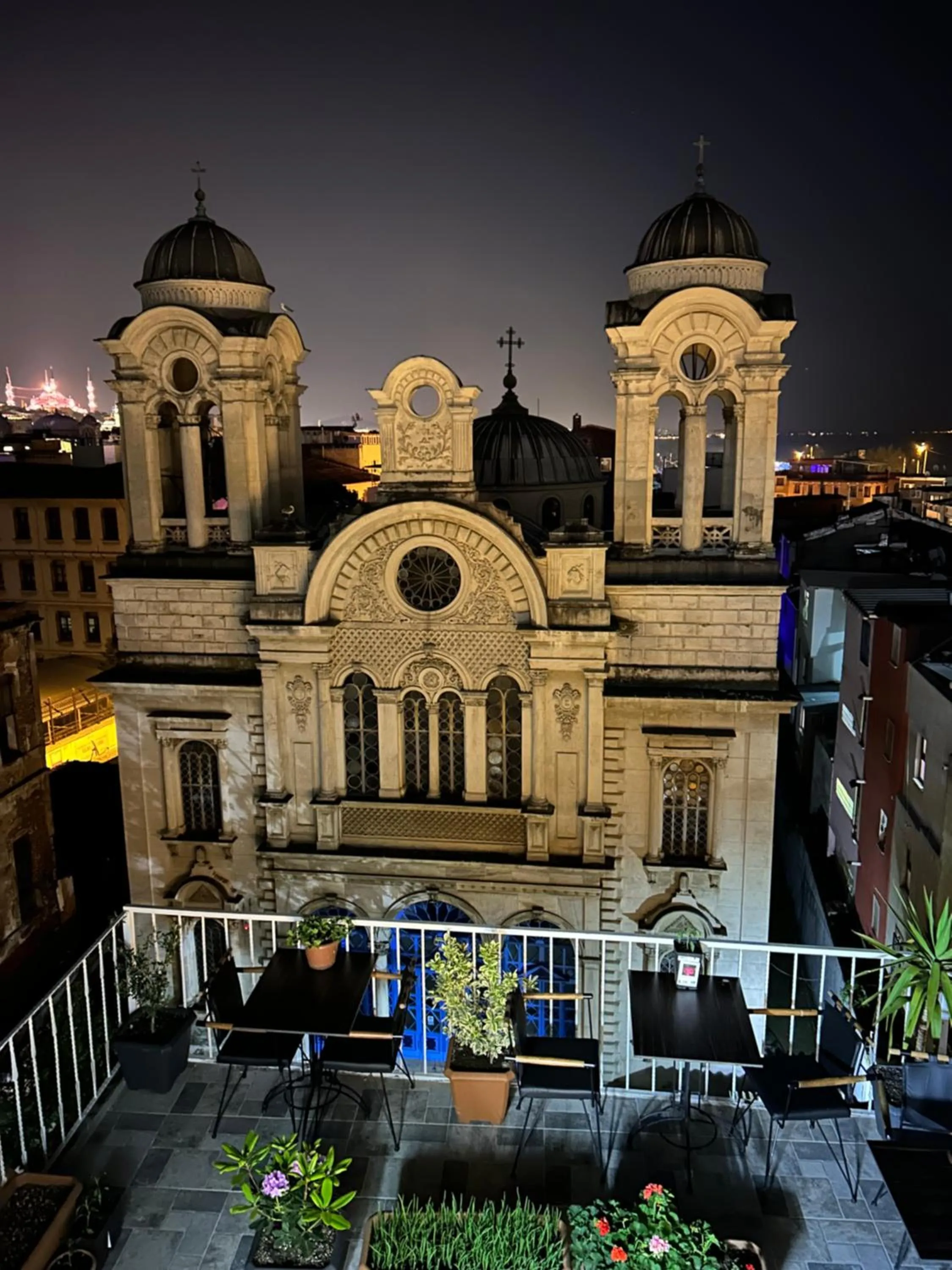 Nearby landmark in HOTEL GLOBAL 2022