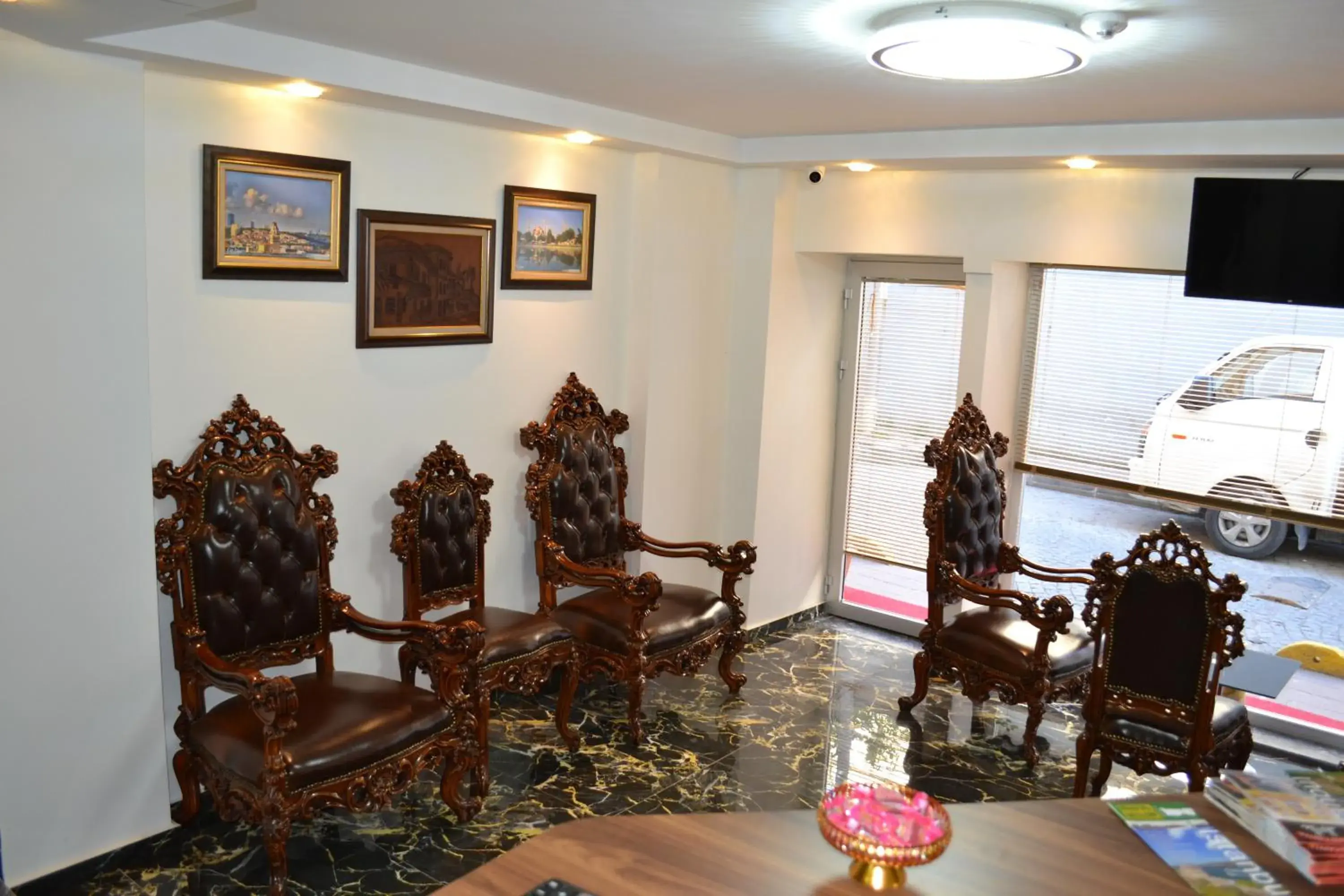 TV and multimedia in HOTEL GLOBAL 2022 TV and multimedia in HOTEL GLOBAL 2022