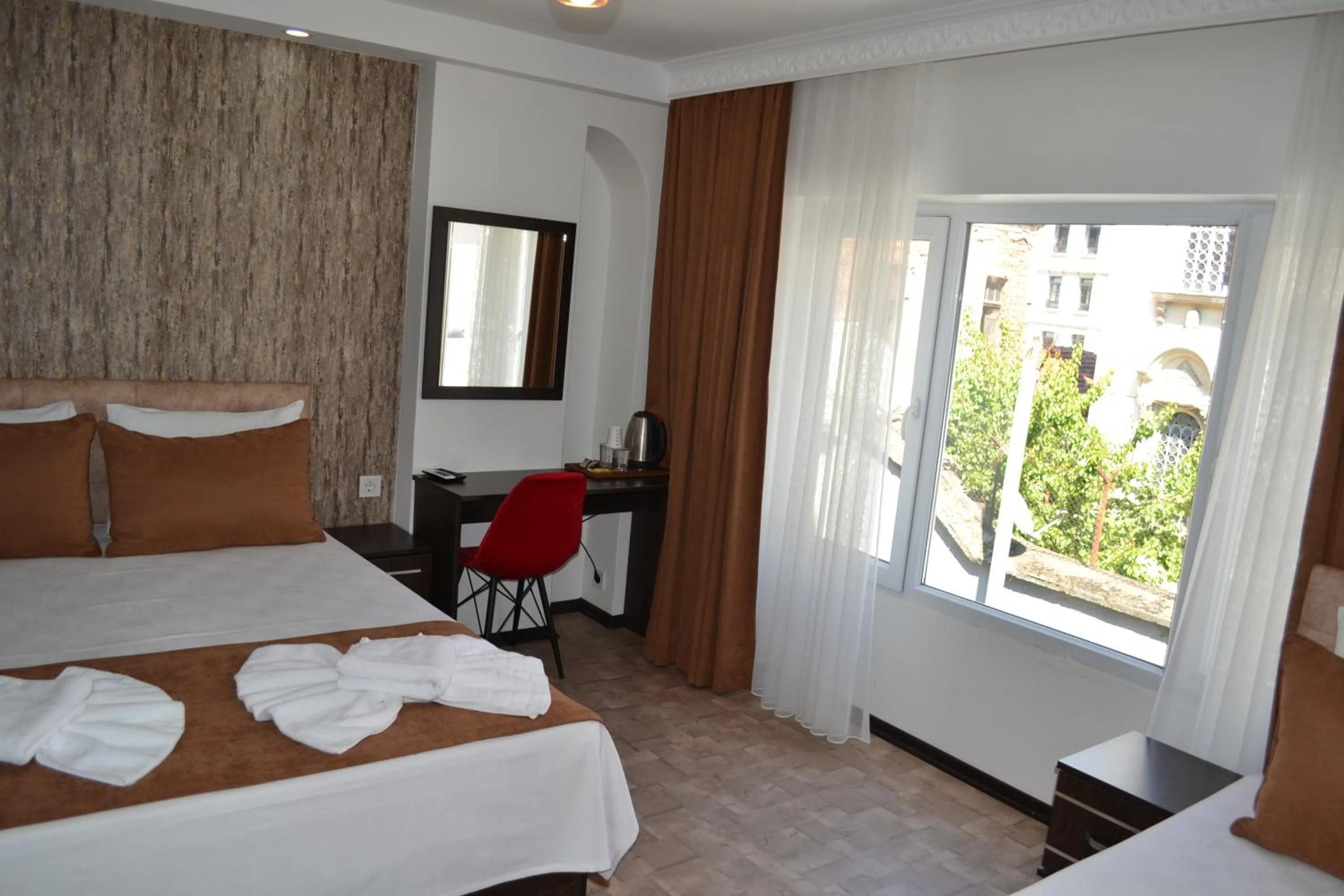 Nearby landmark, Bed in HOTEL GLOBAL 2022