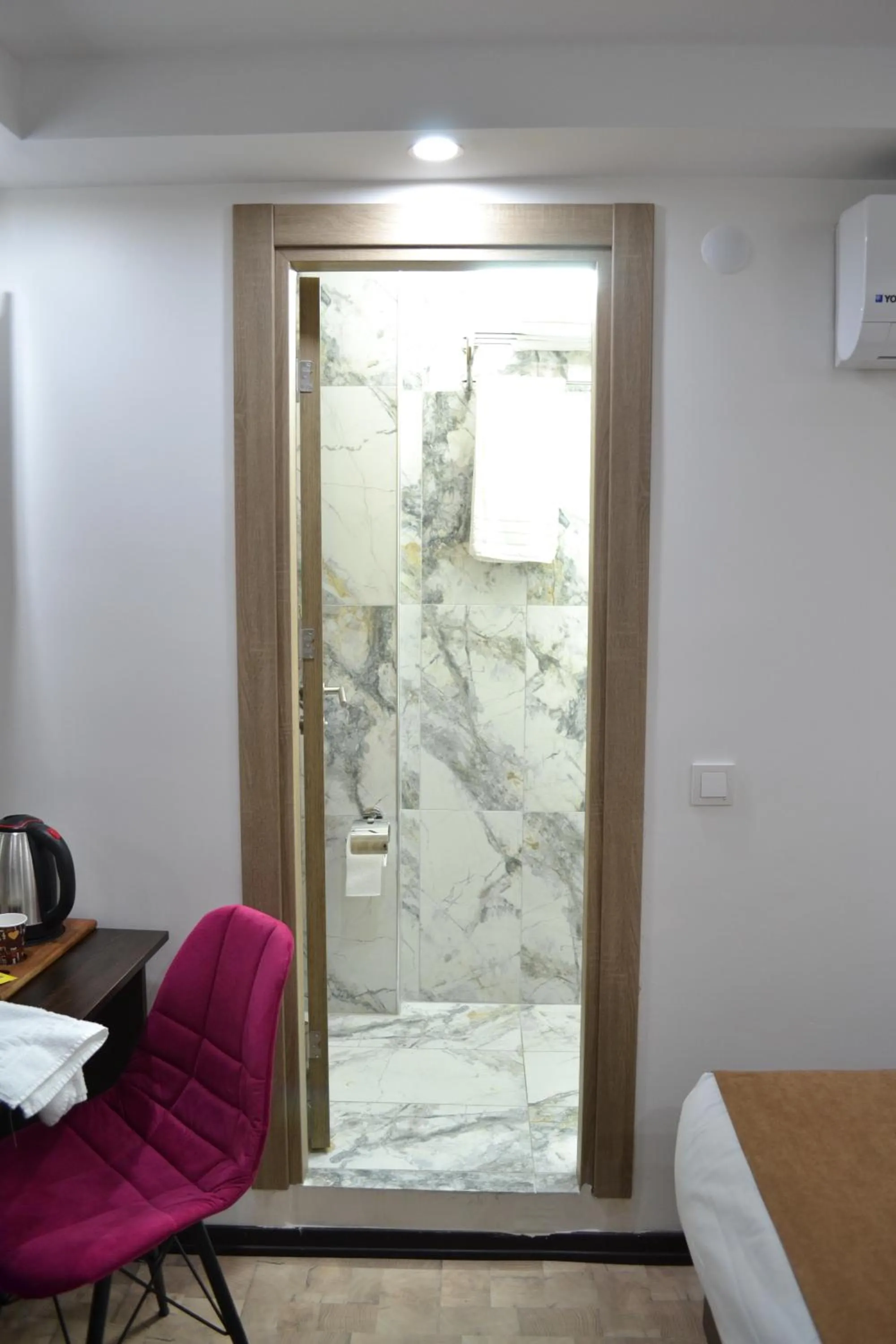 Photo of the whole room in HOTEL GLOBAL 2022